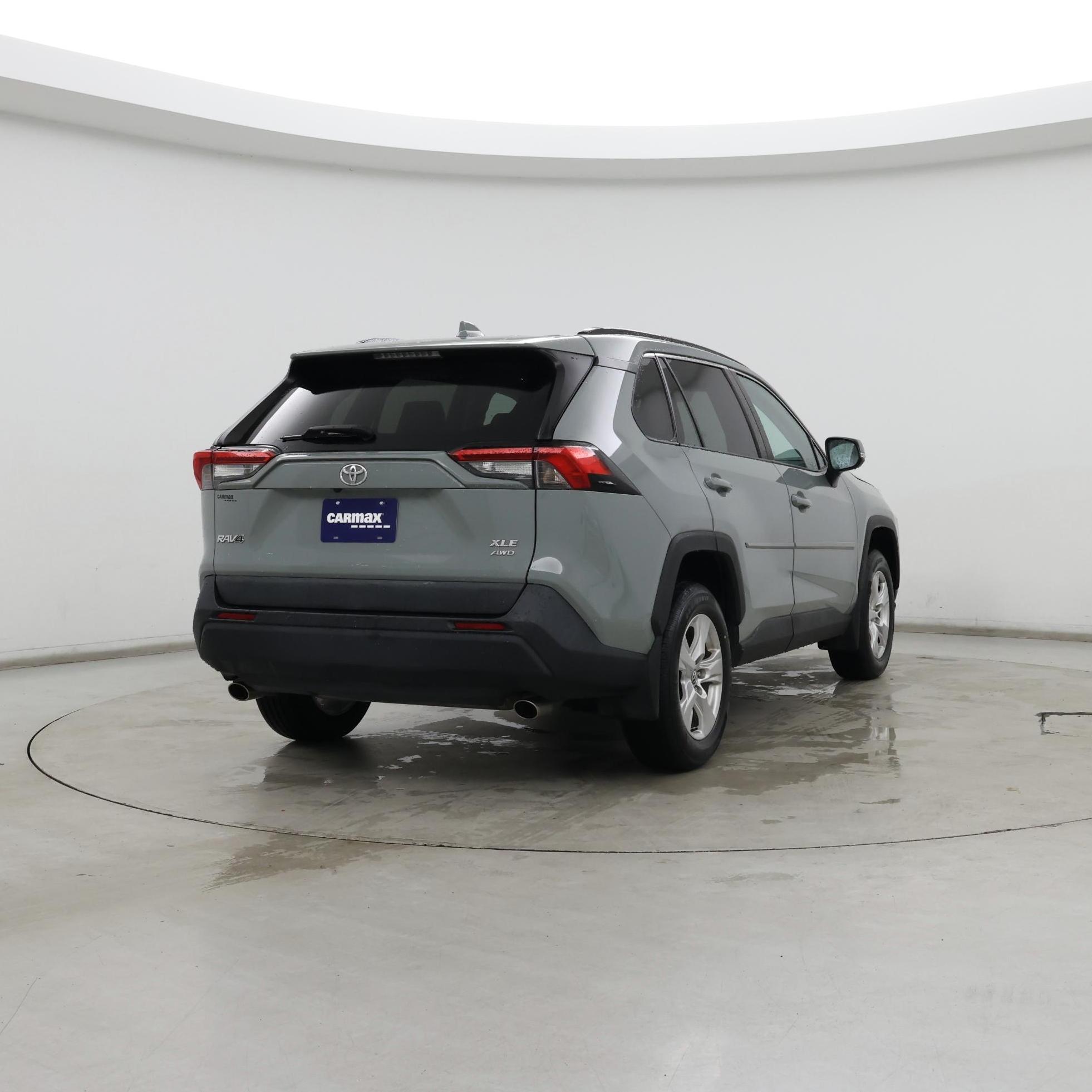 Thumbnail: 2020 Toyota RAV4 - 8