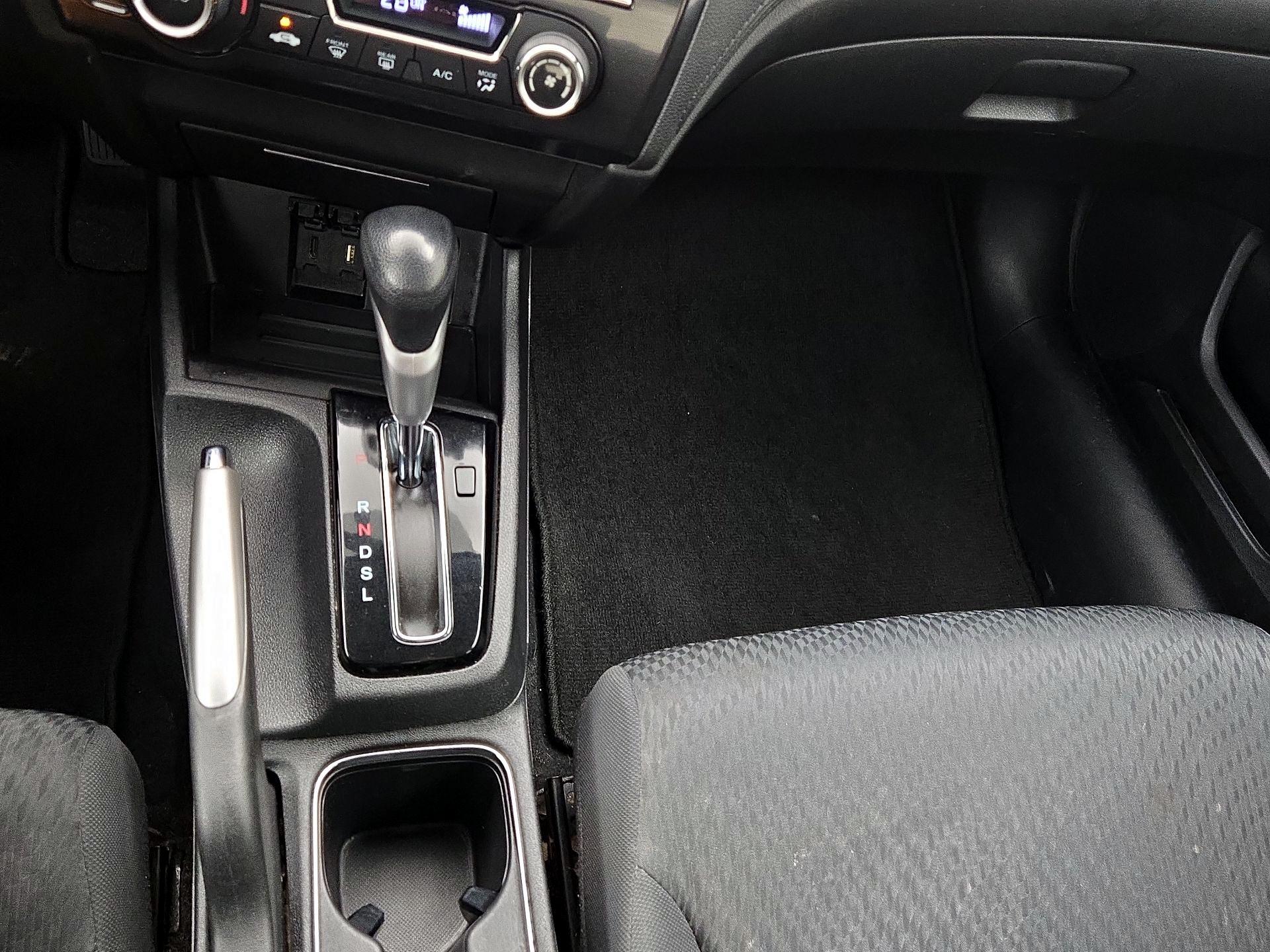 Thumbnail: 2014 Honda Civic - 17