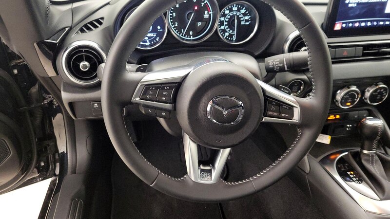 2023 Mazda MX-5 Miata Grand Touring 10