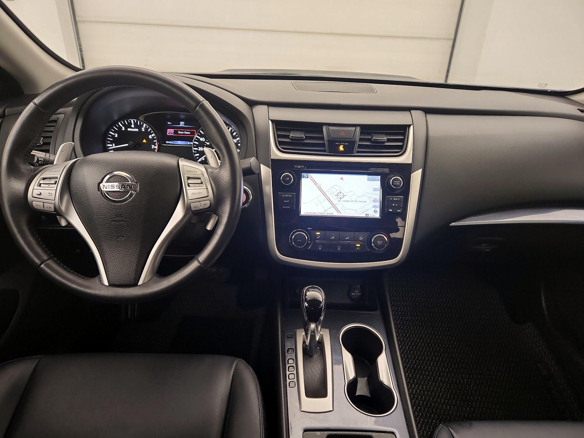Thumbnail: 2018 Nissan Altima - 9