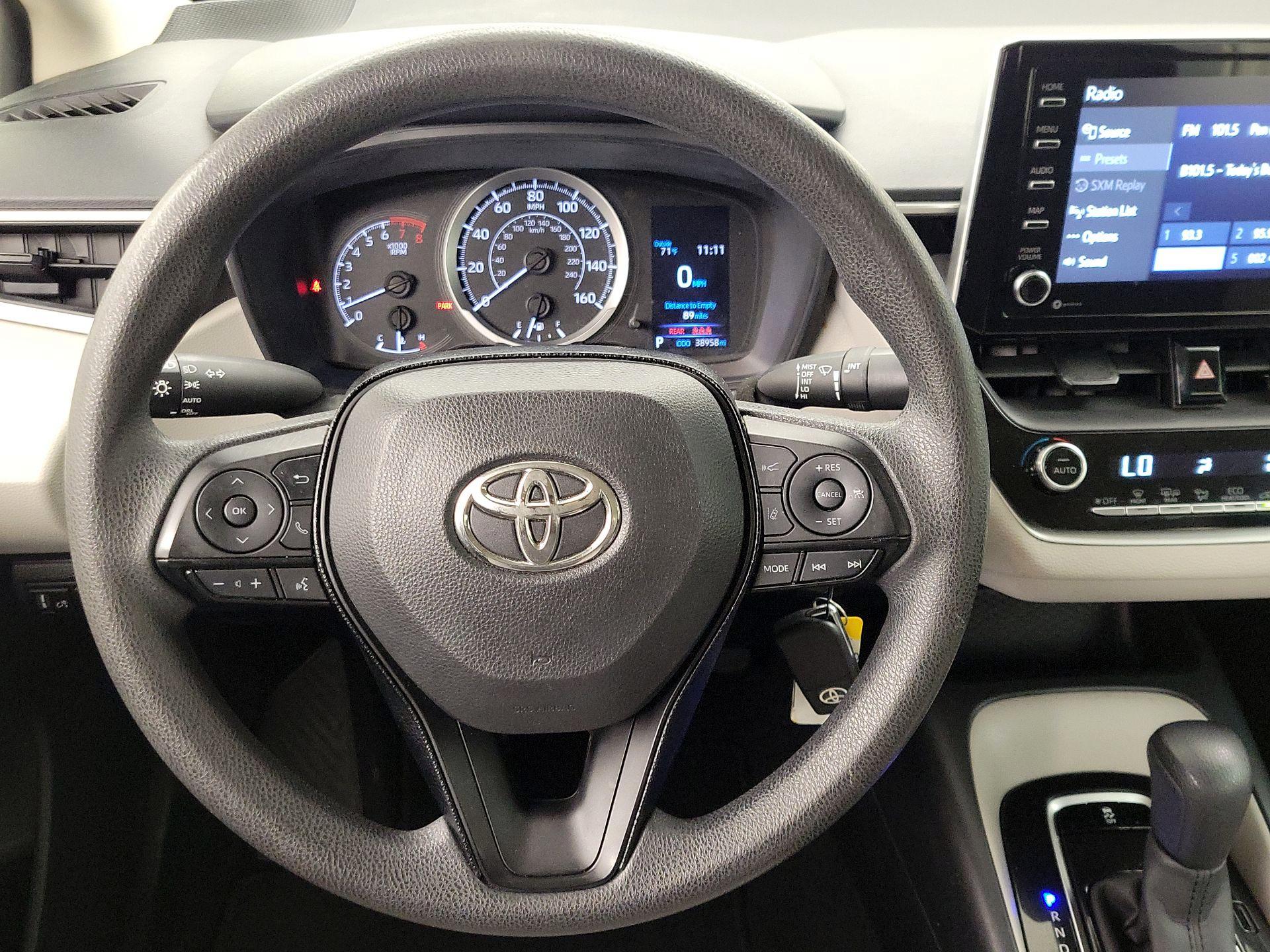 Thumbnail: 2021 Toyota Corolla - 10