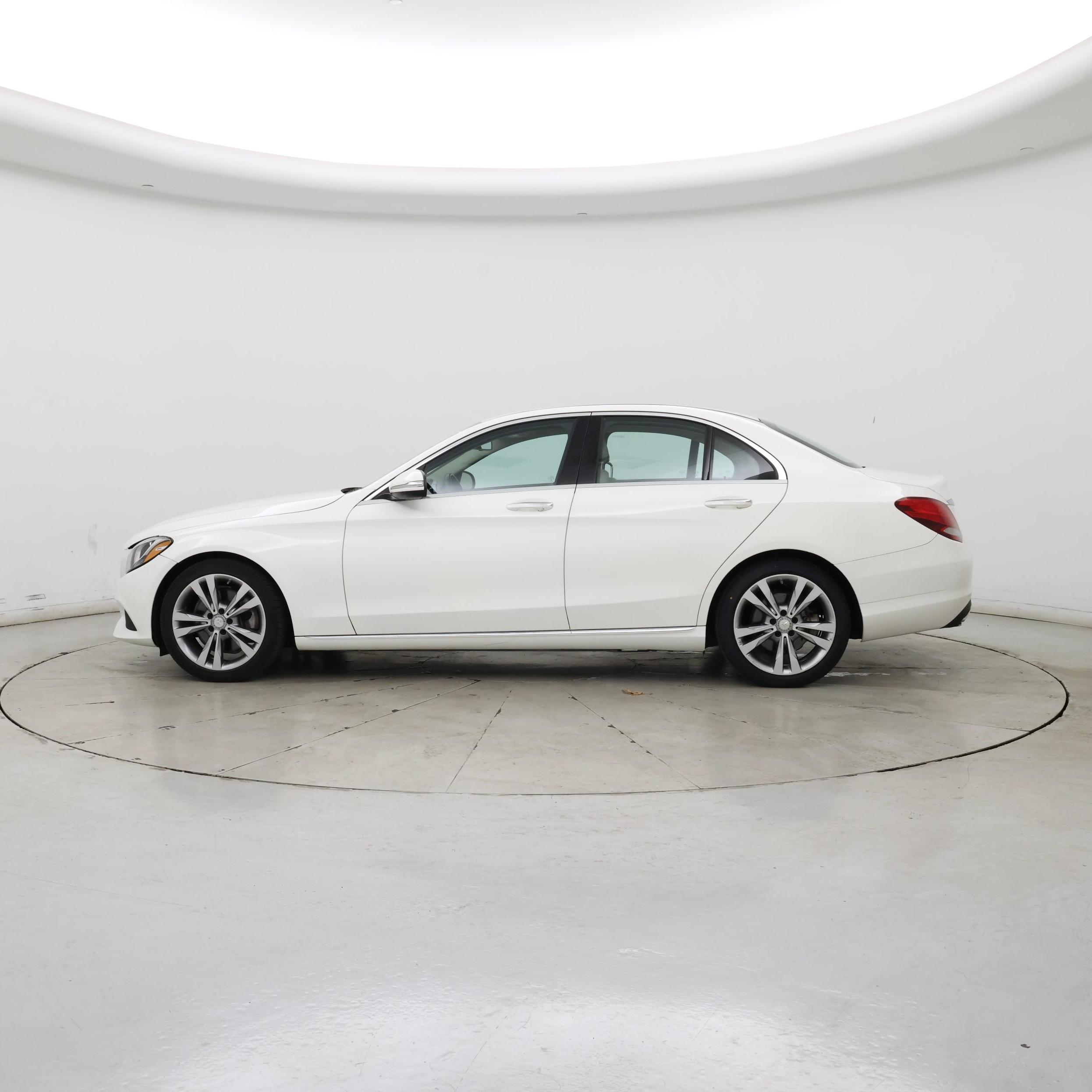 Thumbnail: 2015 Mercedes-Benz C-Class - 3