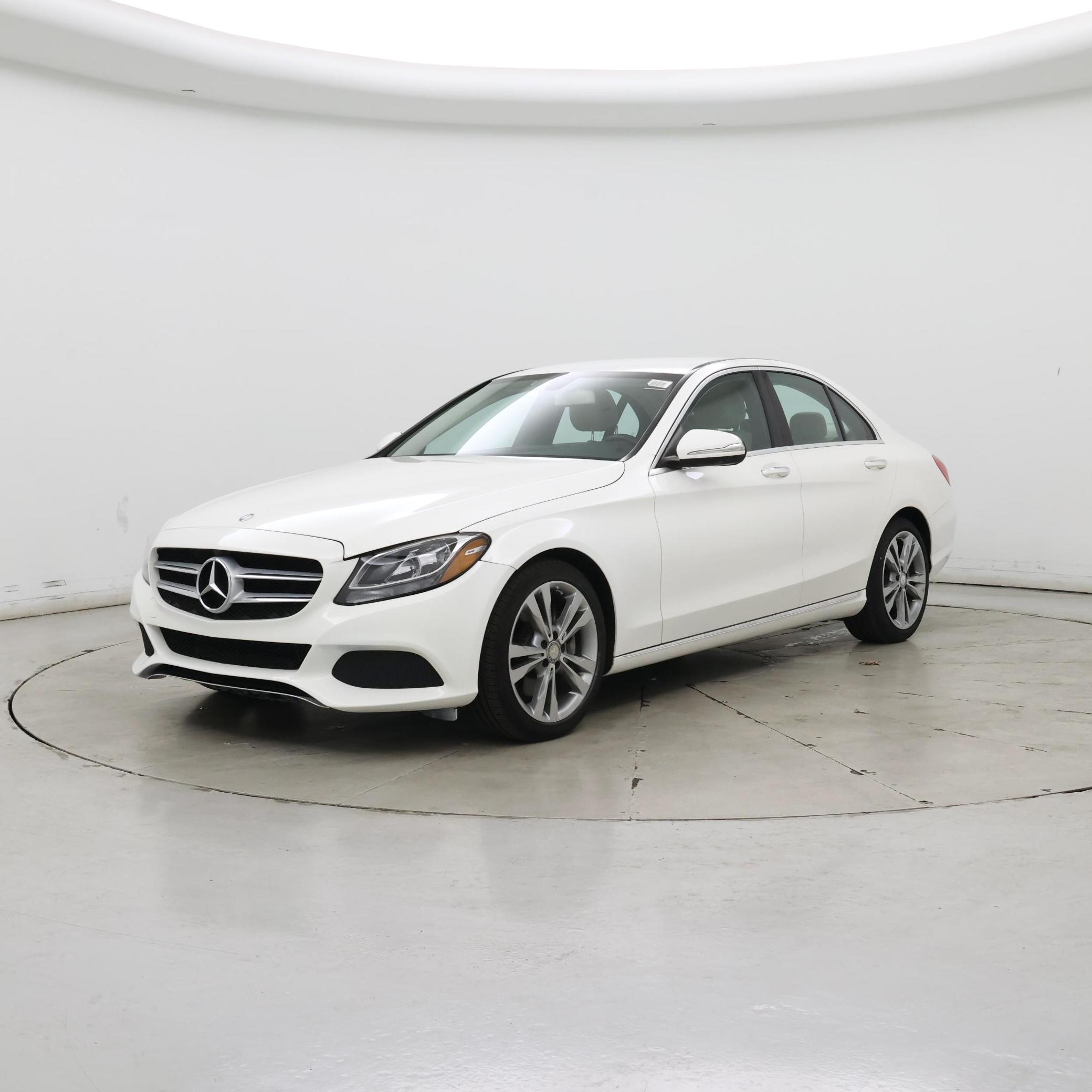 Thumbnail: 2015 Mercedes-Benz C-Class - 4
