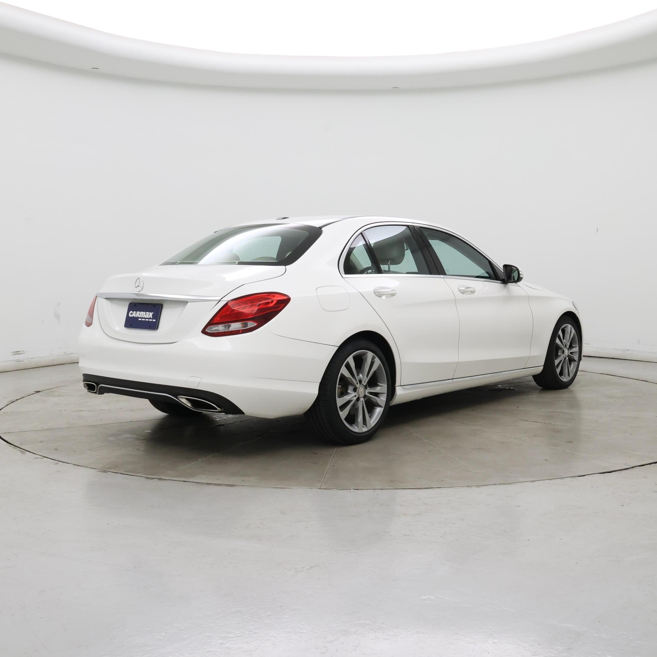 Thumbnail: 2015 Mercedes-Benz C-Class - 8
