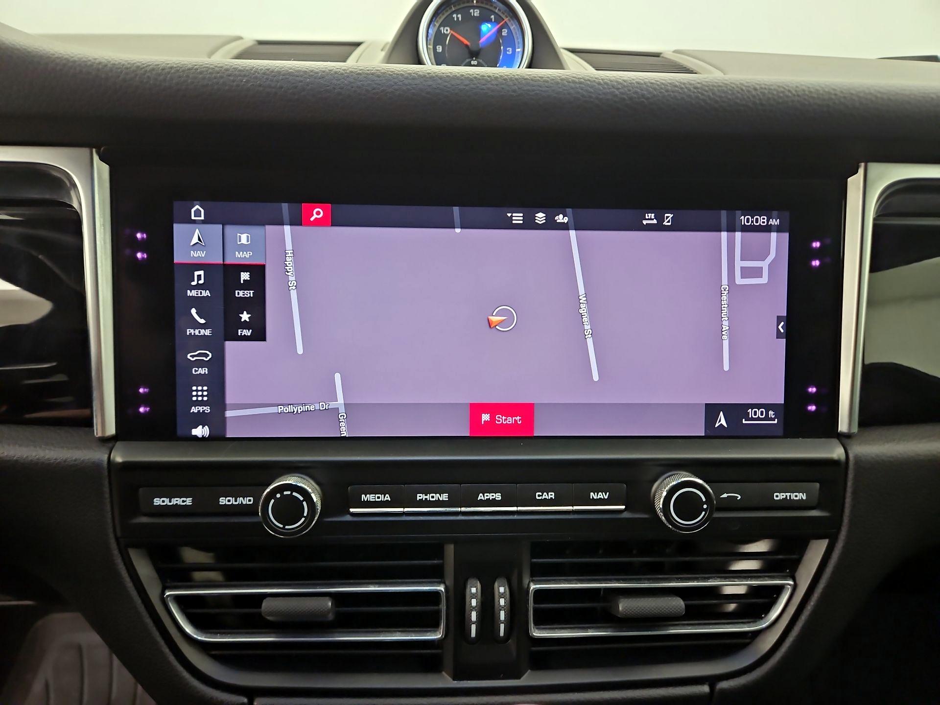 Thumbnail: 2020 Porsche Macan - 14
