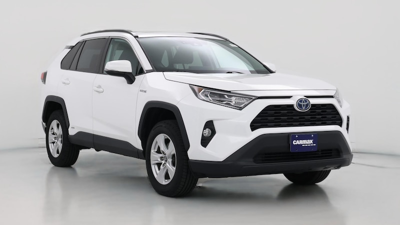2020 Toyota RAV4 XLE Hero Image