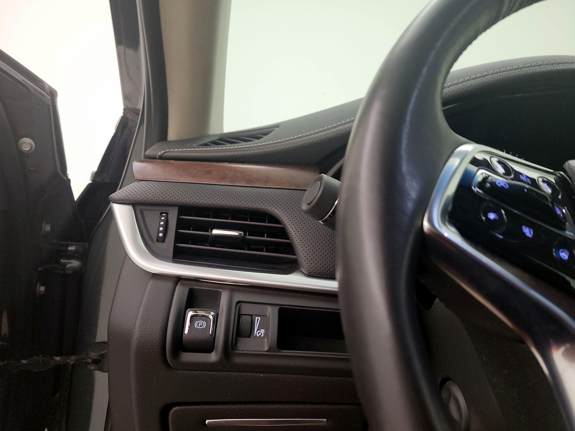 Thumbnail: 2019 Cadillac XTS - 13