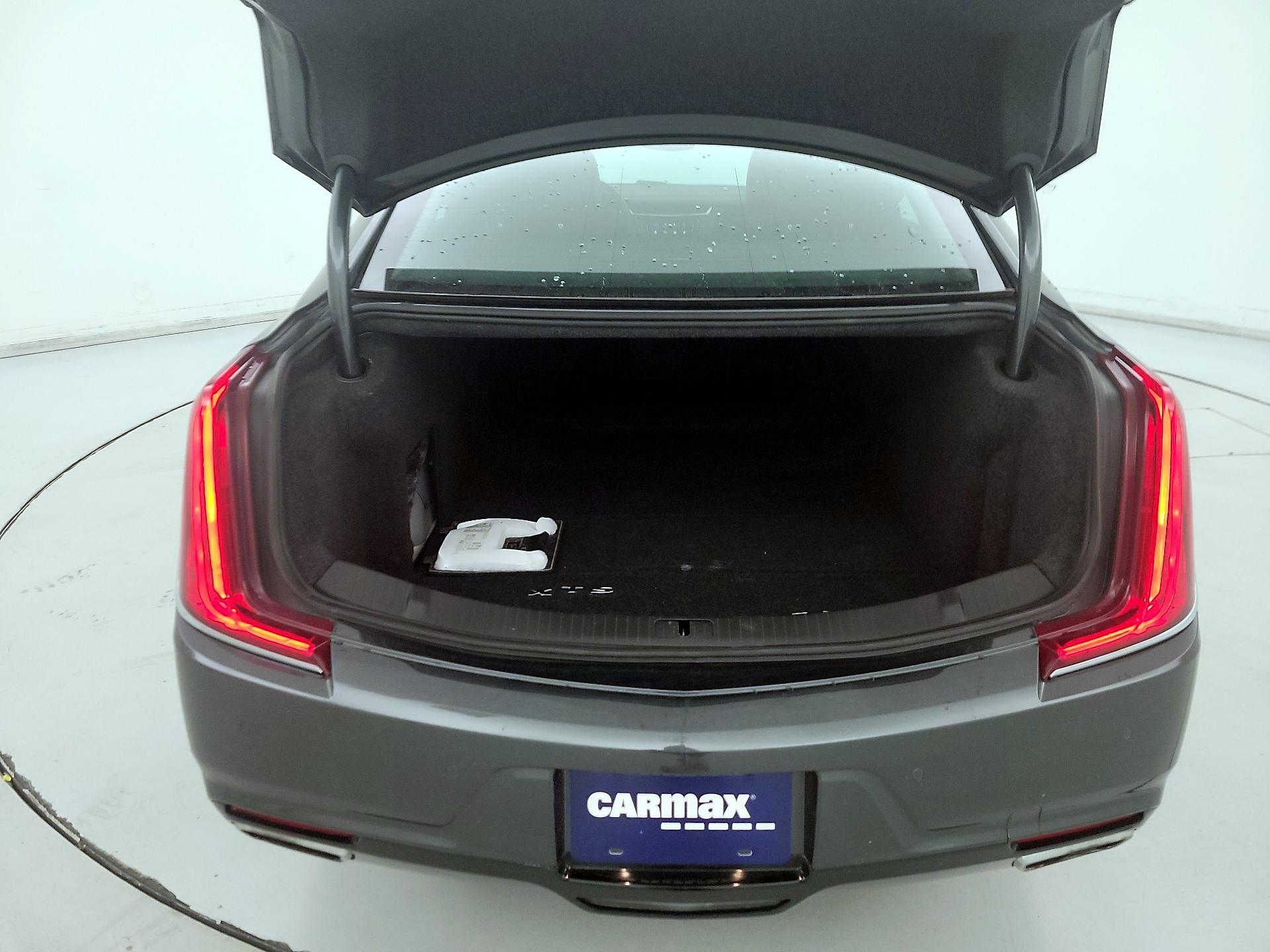 Thumbnail: 2019 Cadillac XTS - 19