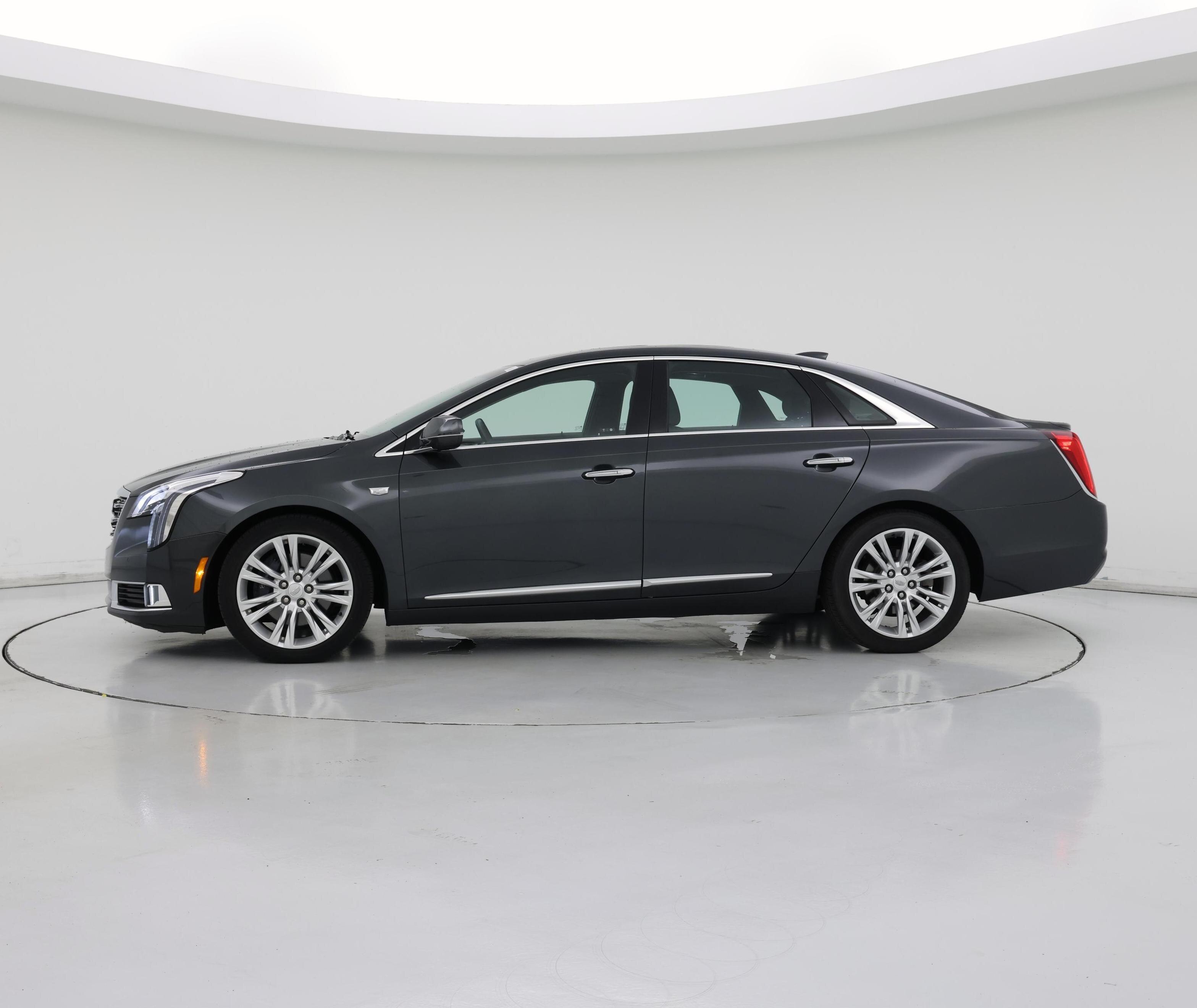 Thumbnail: 2019 Cadillac XTS - 3