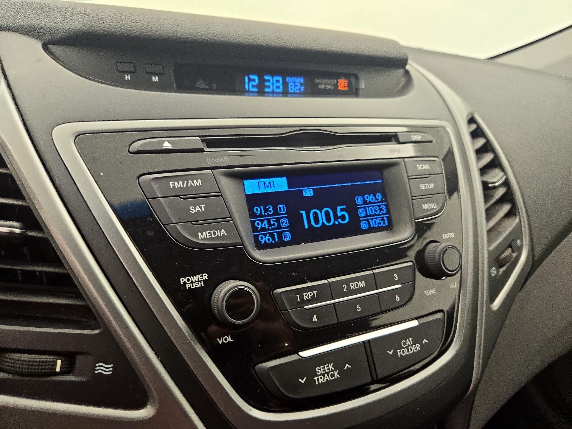 Thumbnail: 2015 Hyundai Elantra - 14