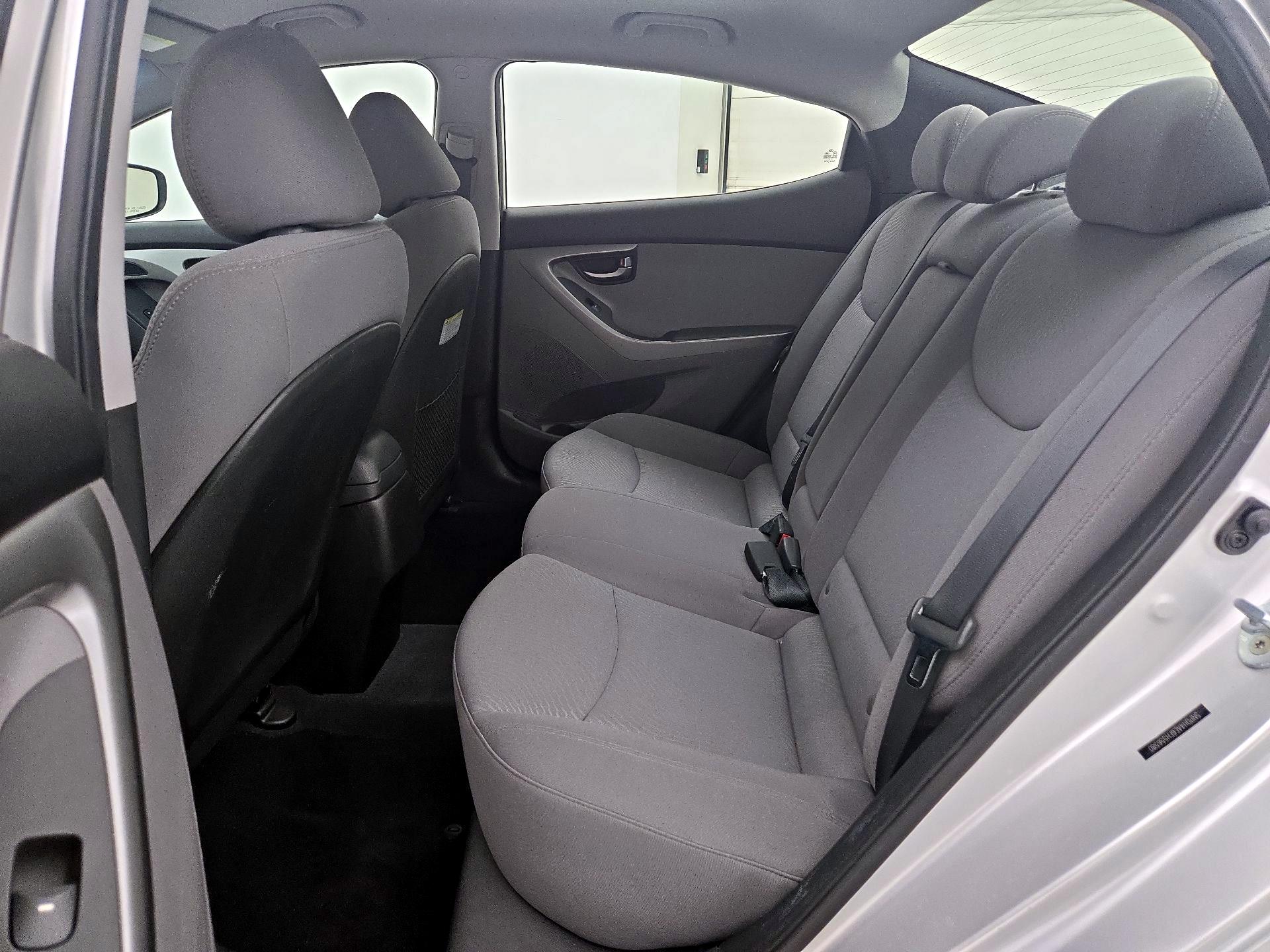 Thumbnail: 2015 Hyundai Elantra - 18