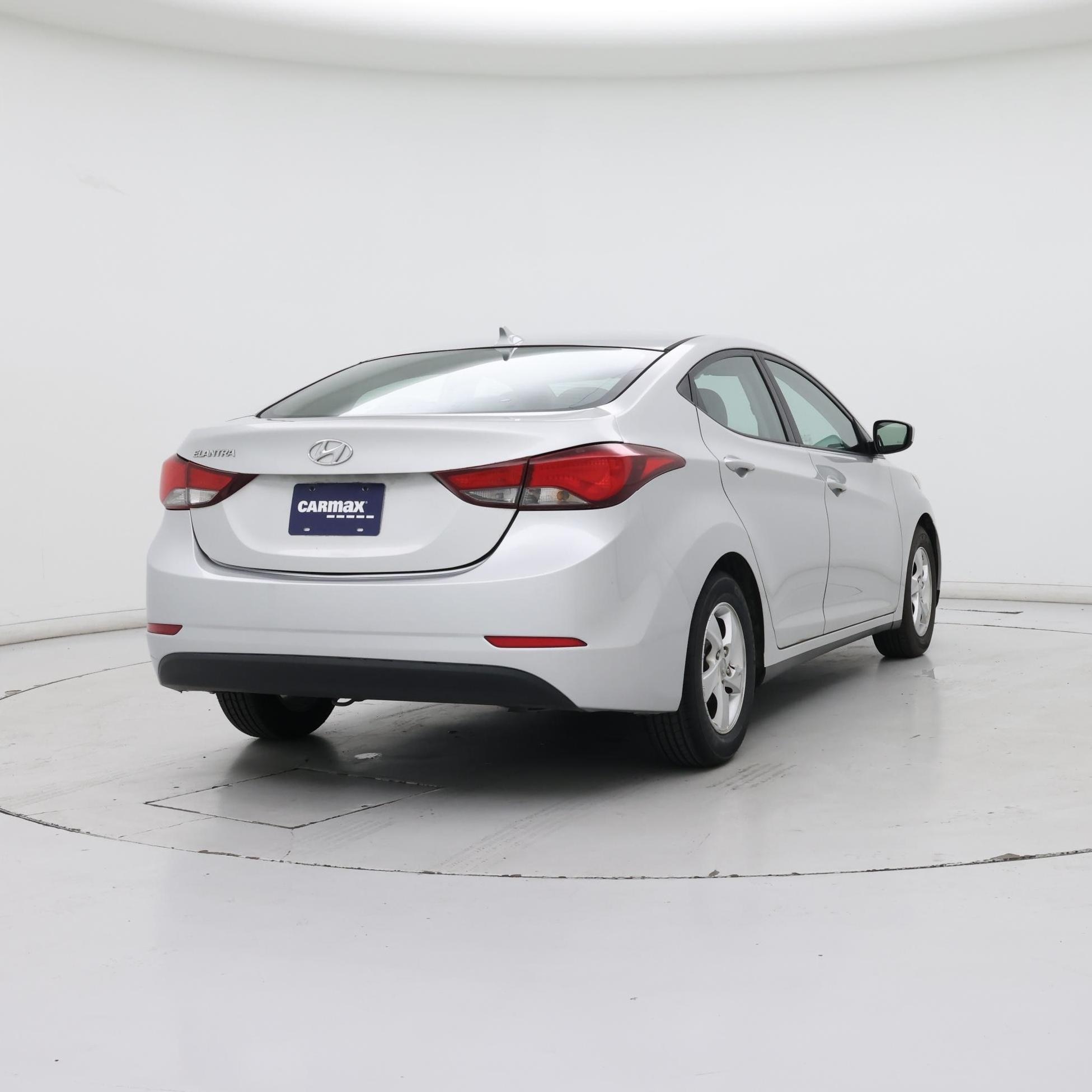 Thumbnail: 2015 Hyundai Elantra - 8