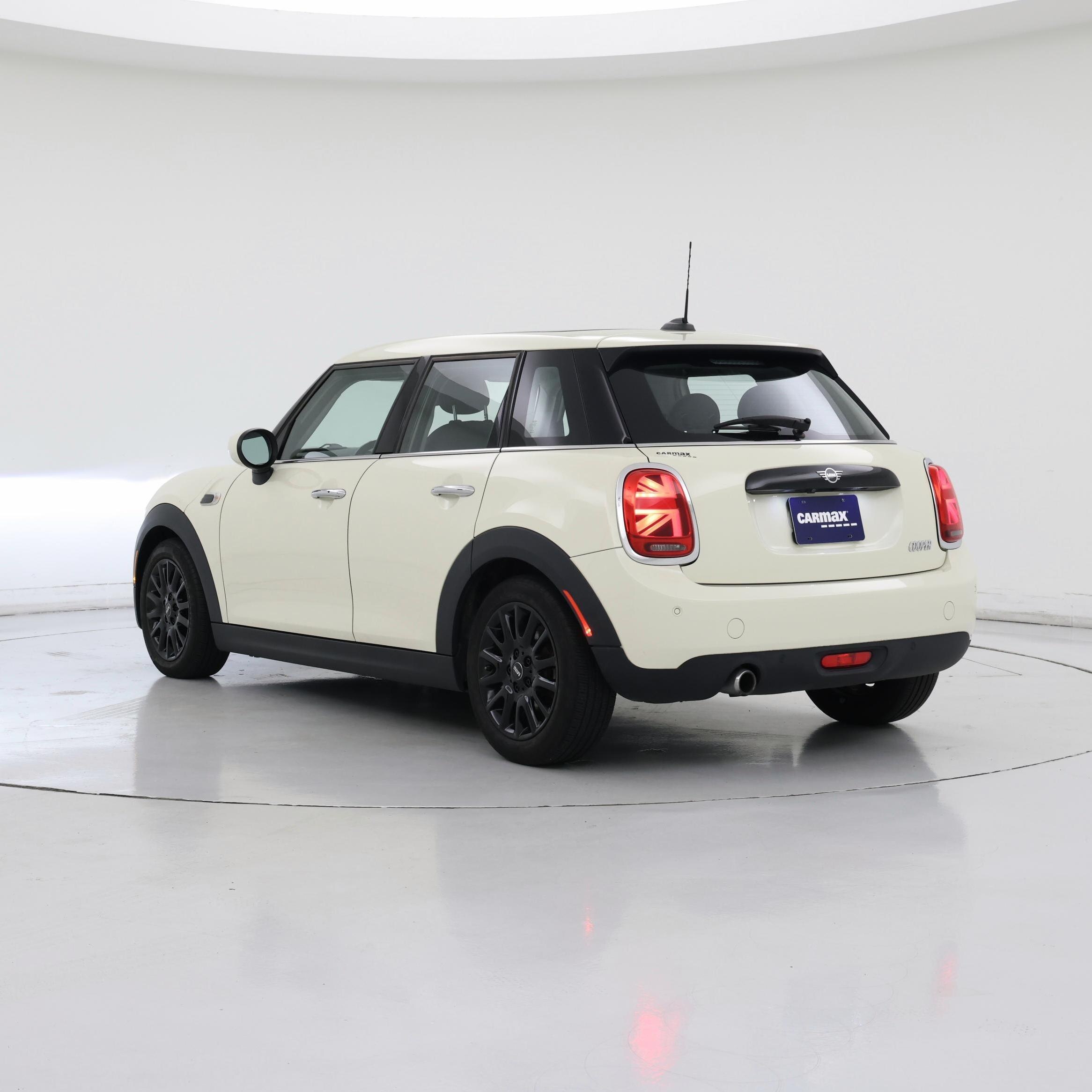 Thumbnail: 2020 MINI Cooper Hardtop - 2