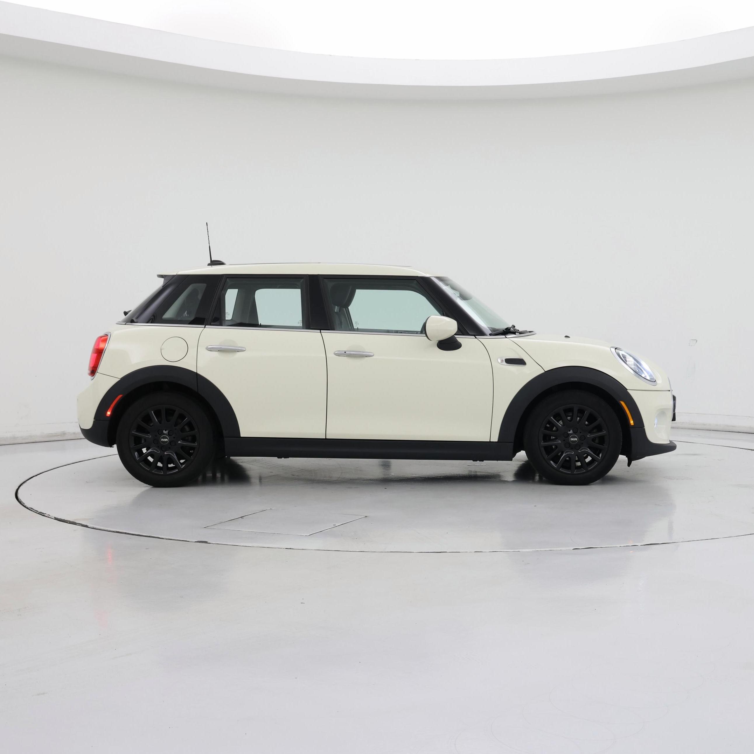 Thumbnail: 2020 MINI Cooper Hardtop - 7