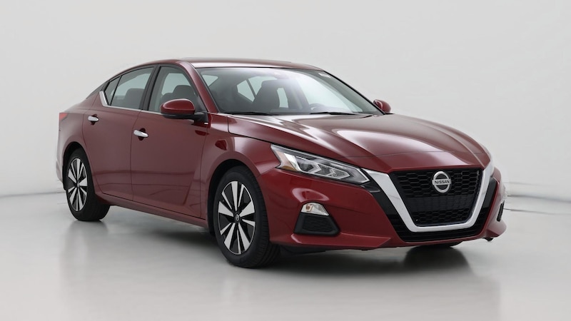 2021 Nissan Altima SV Hero Image
