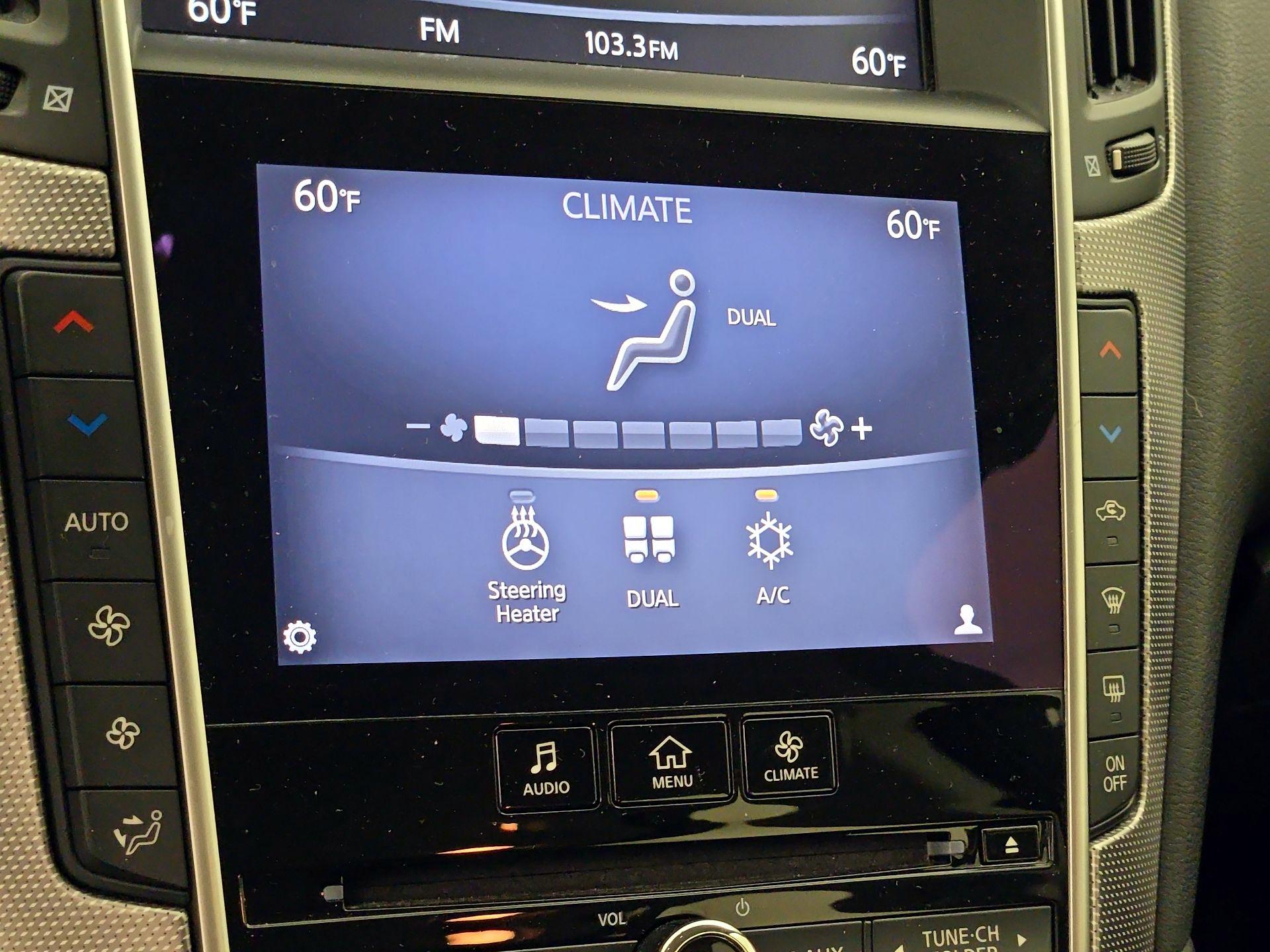 Thumbnail: 2015 INFINITI Q50 - 15