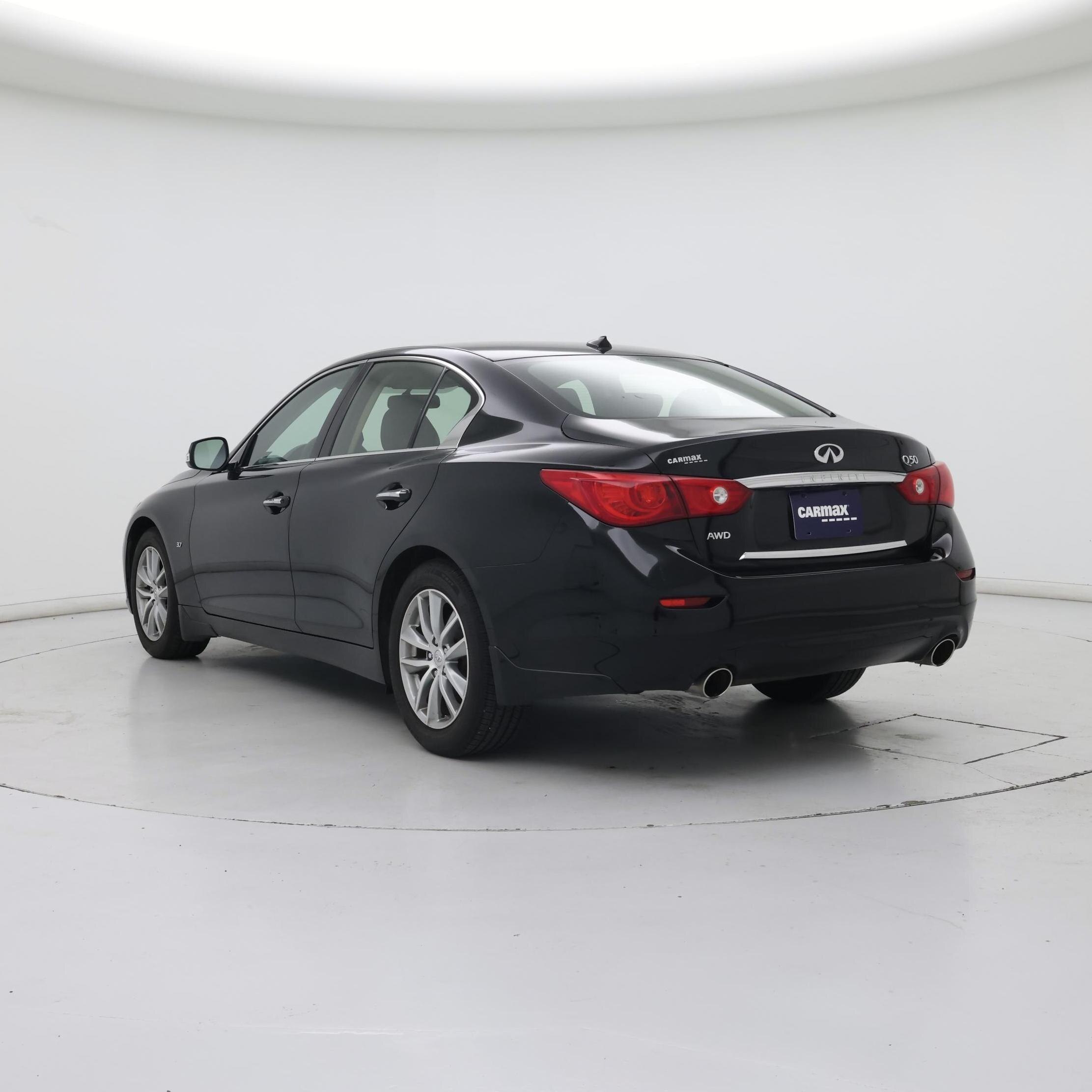 Thumbnail: 2015 INFINITI Q50 - 2