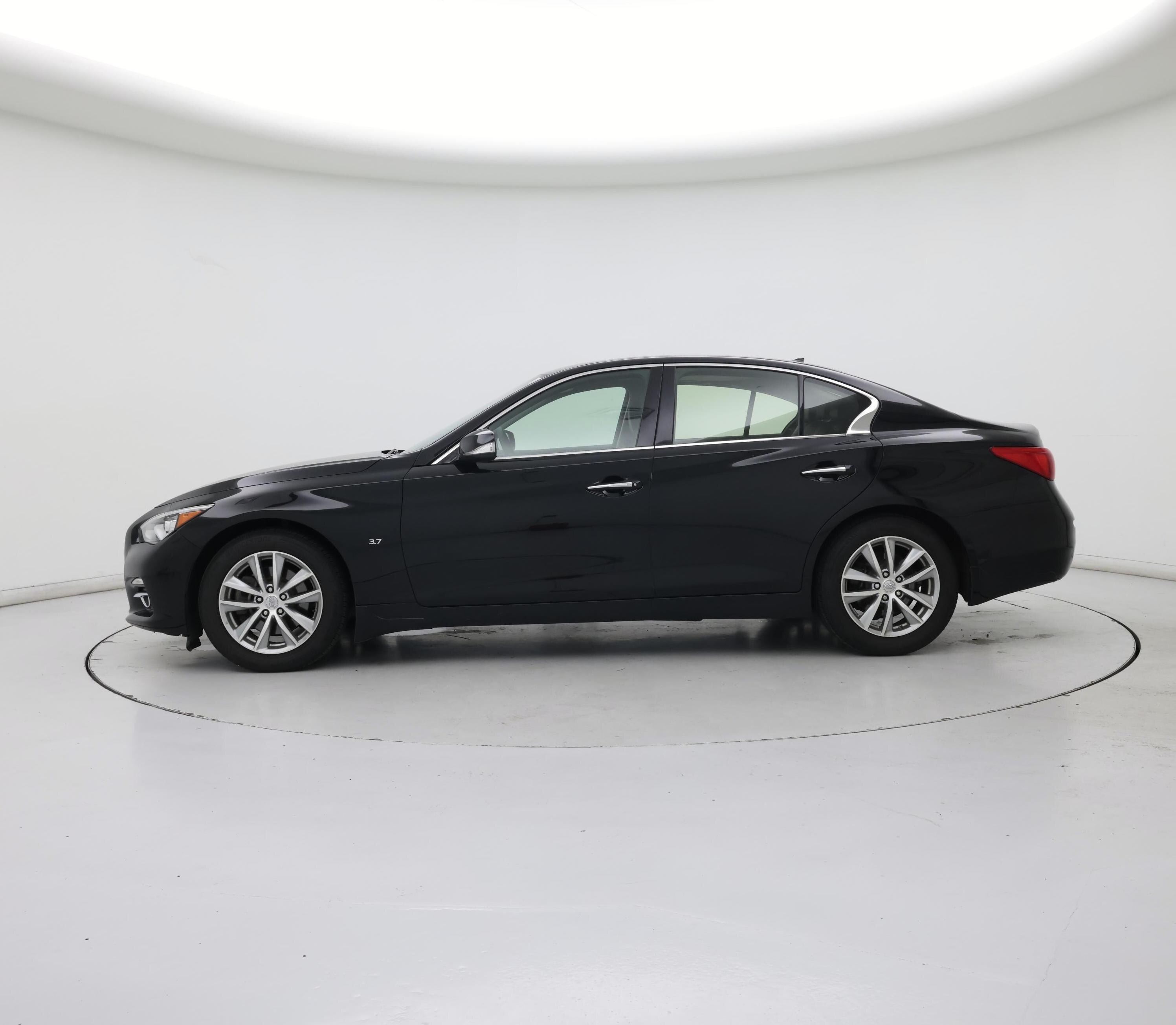 Thumbnail: 2015 INFINITI Q50 - 3