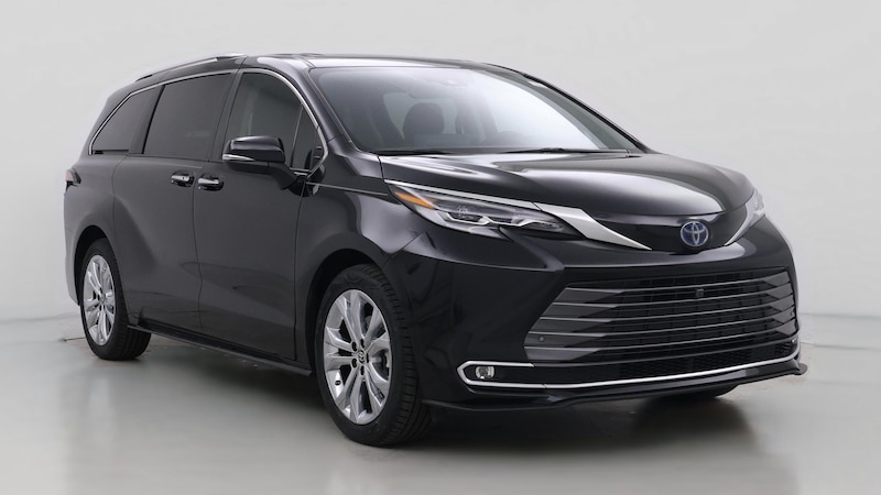 2022 Toyota Sienna Platinum Hero Image