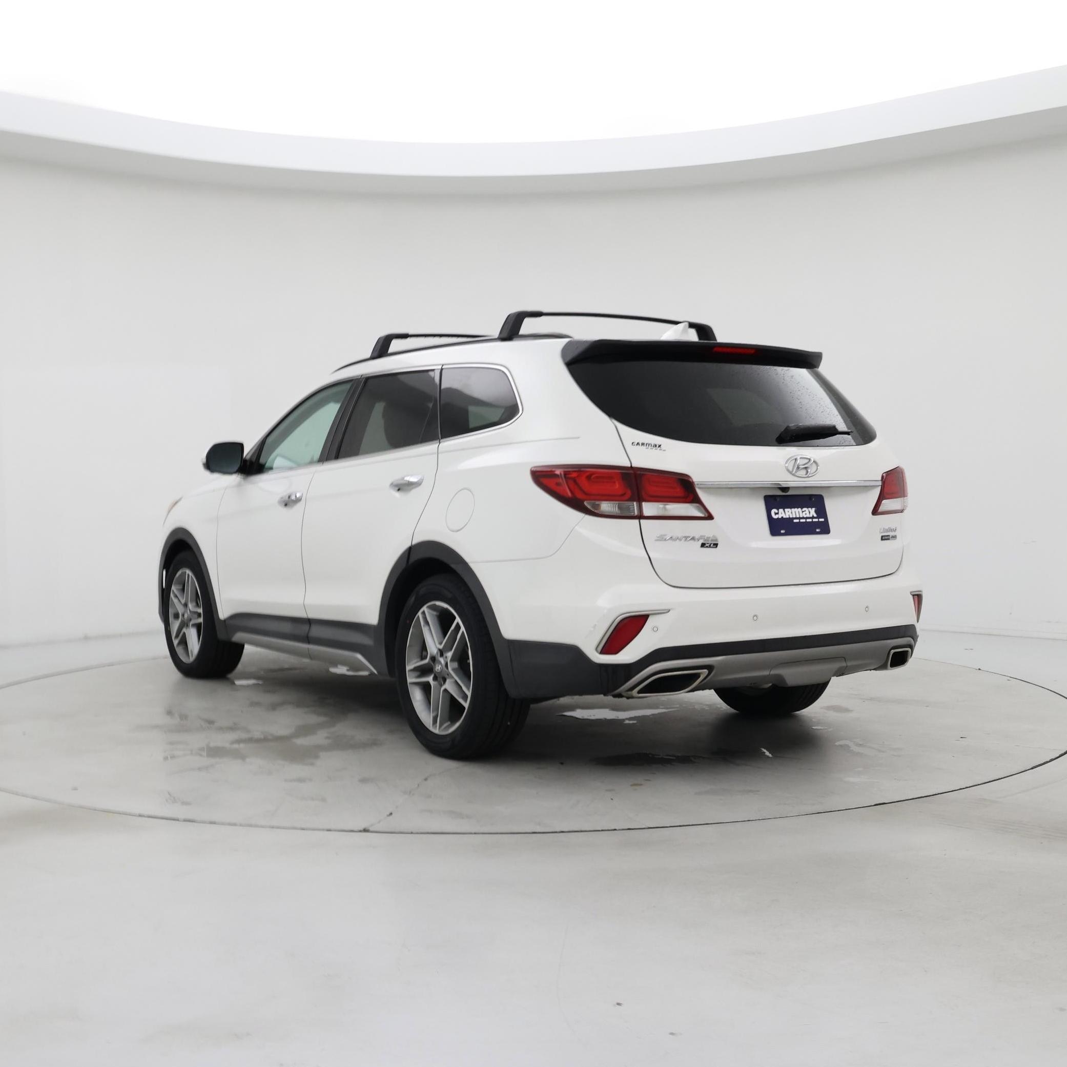 Thumbnail: 2019 Hyundai Santa Fe - 2