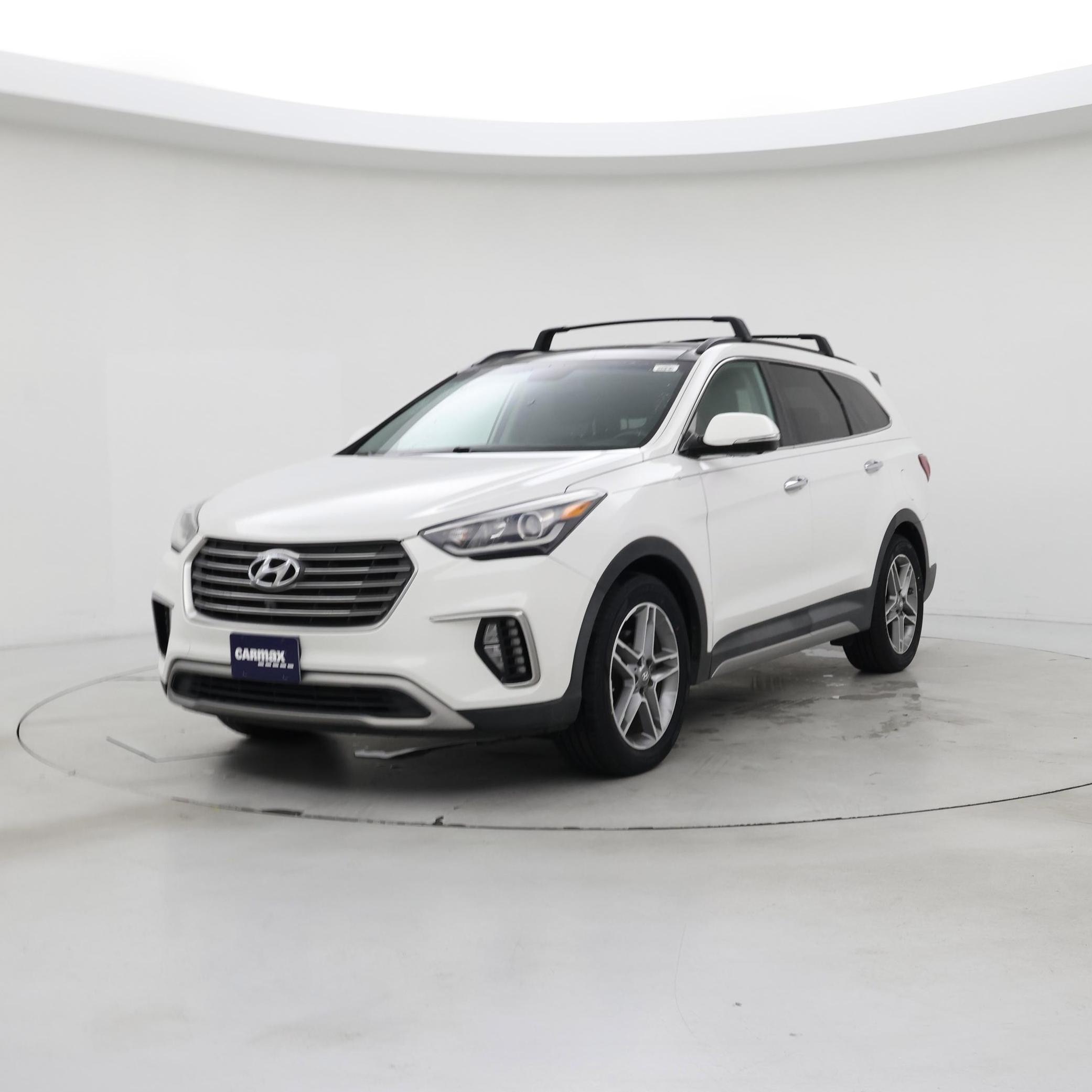 Thumbnail: 2019 Hyundai Santa Fe - 4