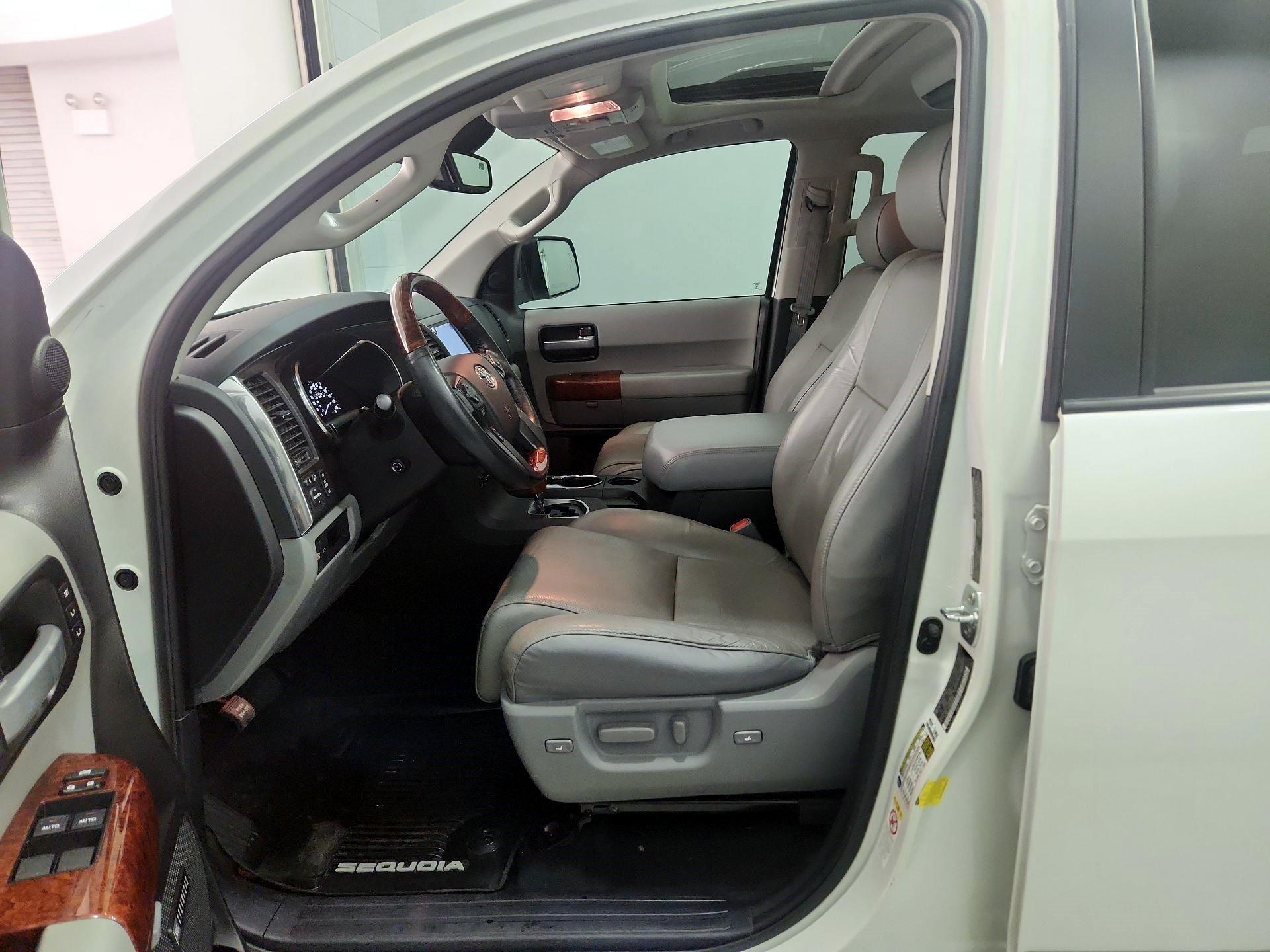 Thumbnail: 2021 Toyota Sequoia - 11