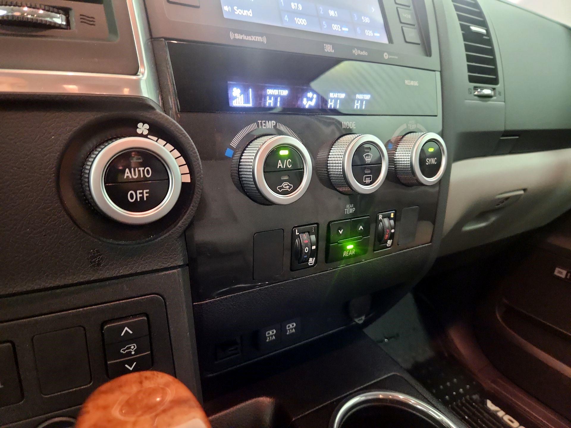 Thumbnail: 2021 Toyota Sequoia - 17