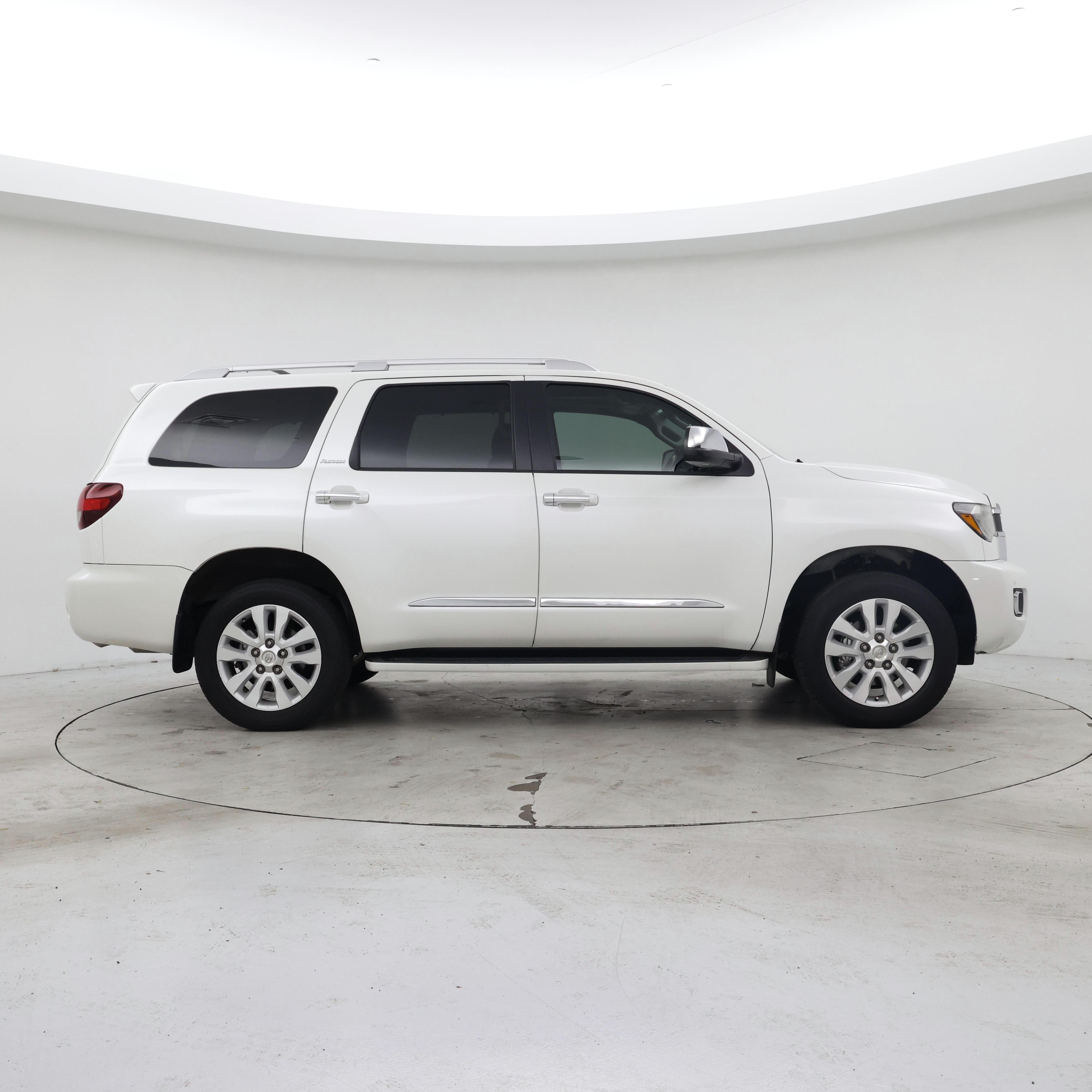 Thumbnail: 2021 Toyota Sequoia - 7