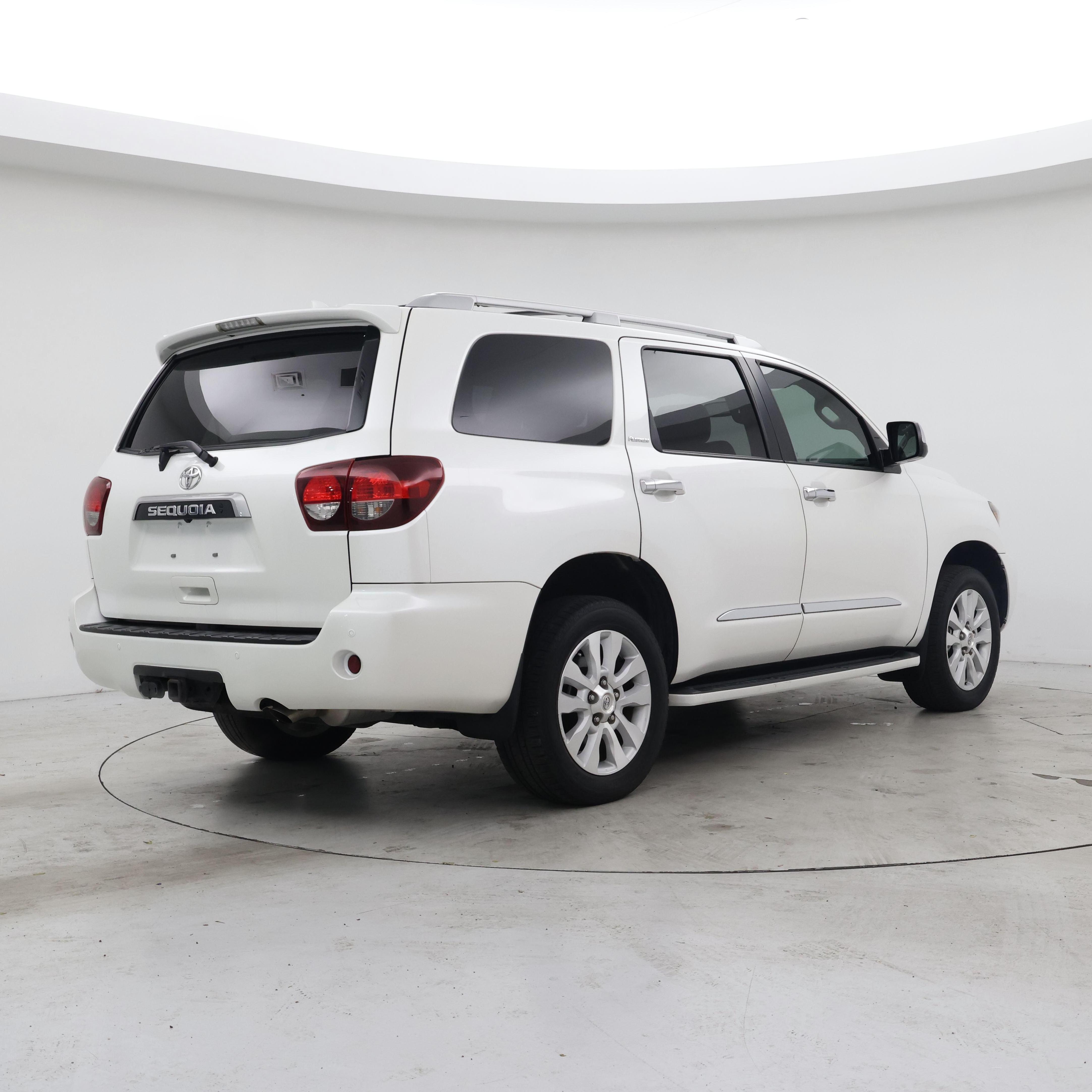 Thumbnail: 2021 Toyota Sequoia - 8