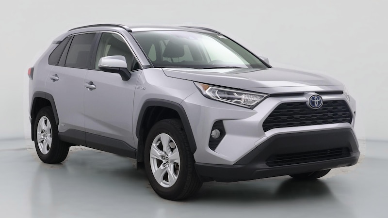 2021 Toyota RAV4 XLE Hero Image