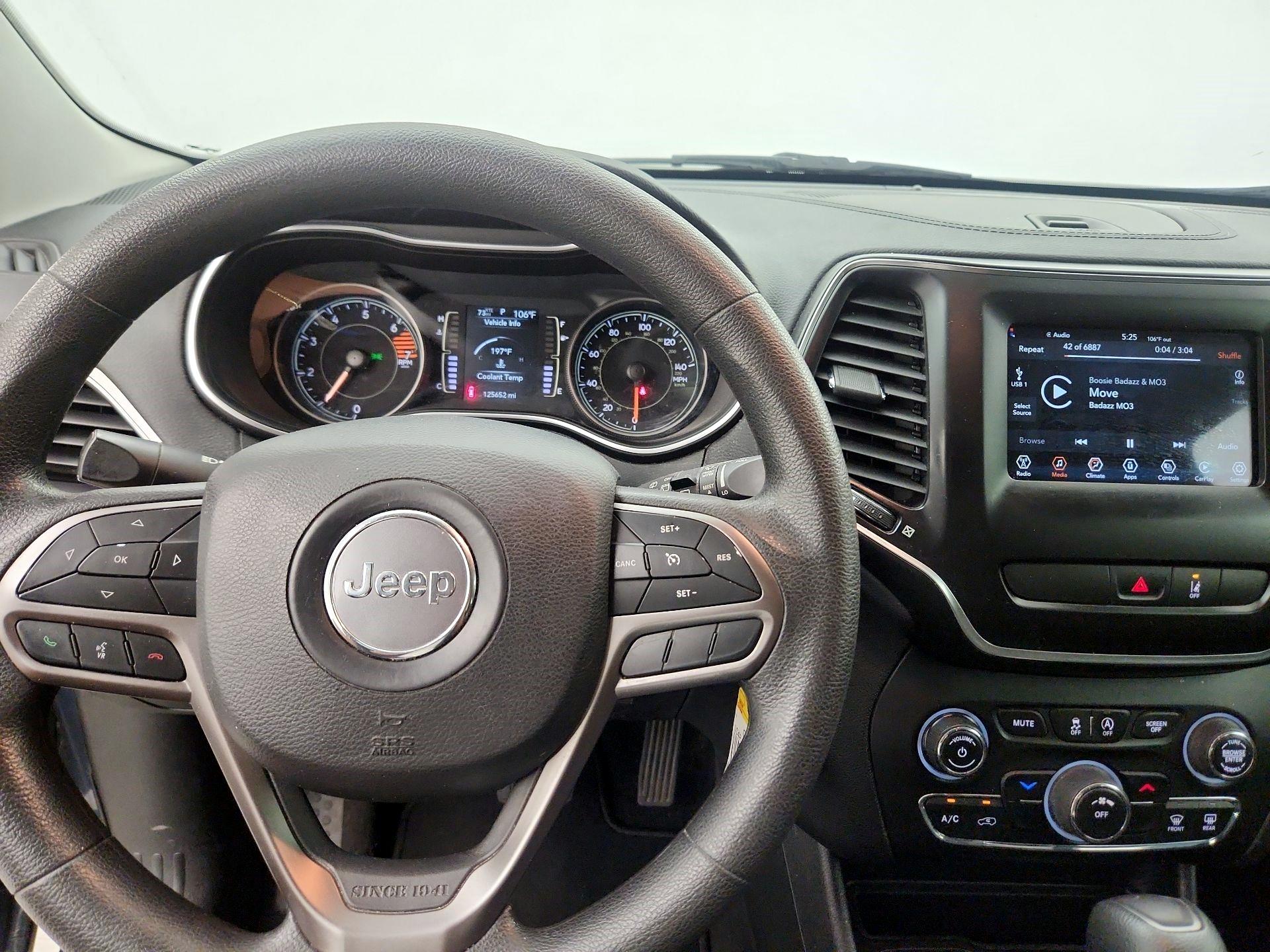 Thumbnail: 2021 Jeep Cherokee - 9