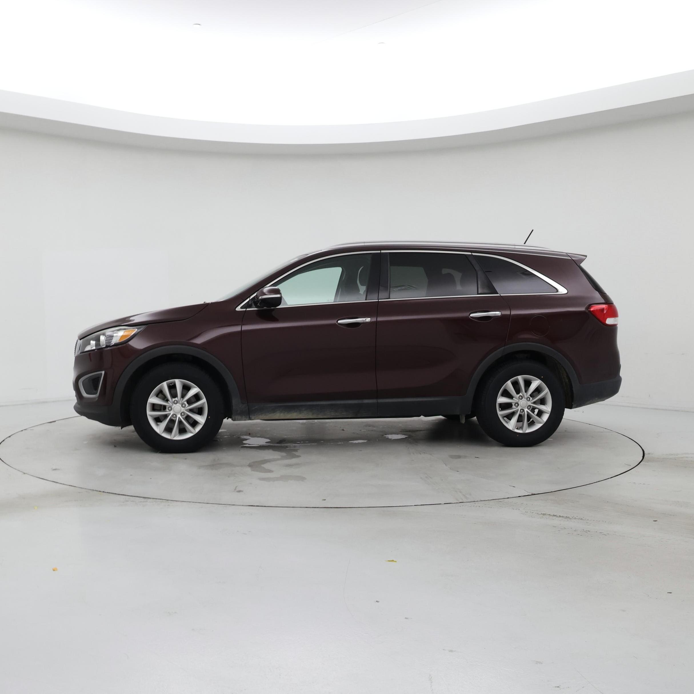 Thumbnail: 2018 Kia Sorento - 3