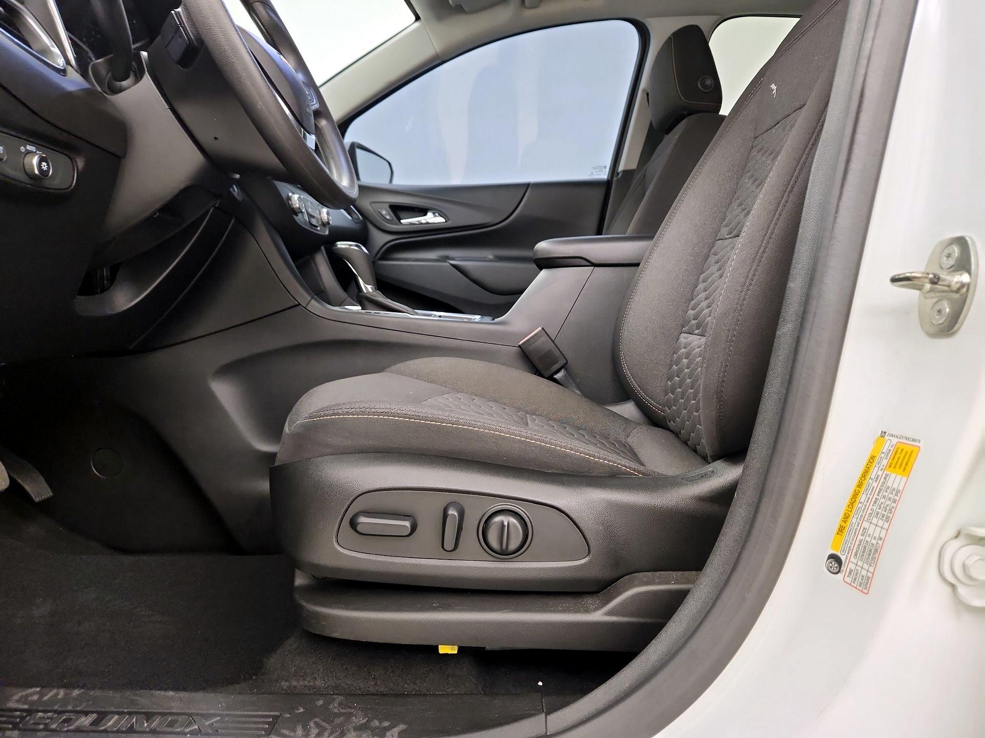 Thumbnail: 2019 Chevrolet Equinox - 11