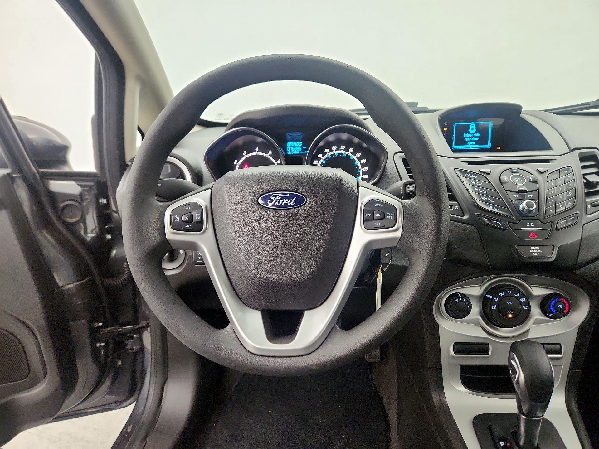 Thumbnail: 2017 Ford Fiesta - 10