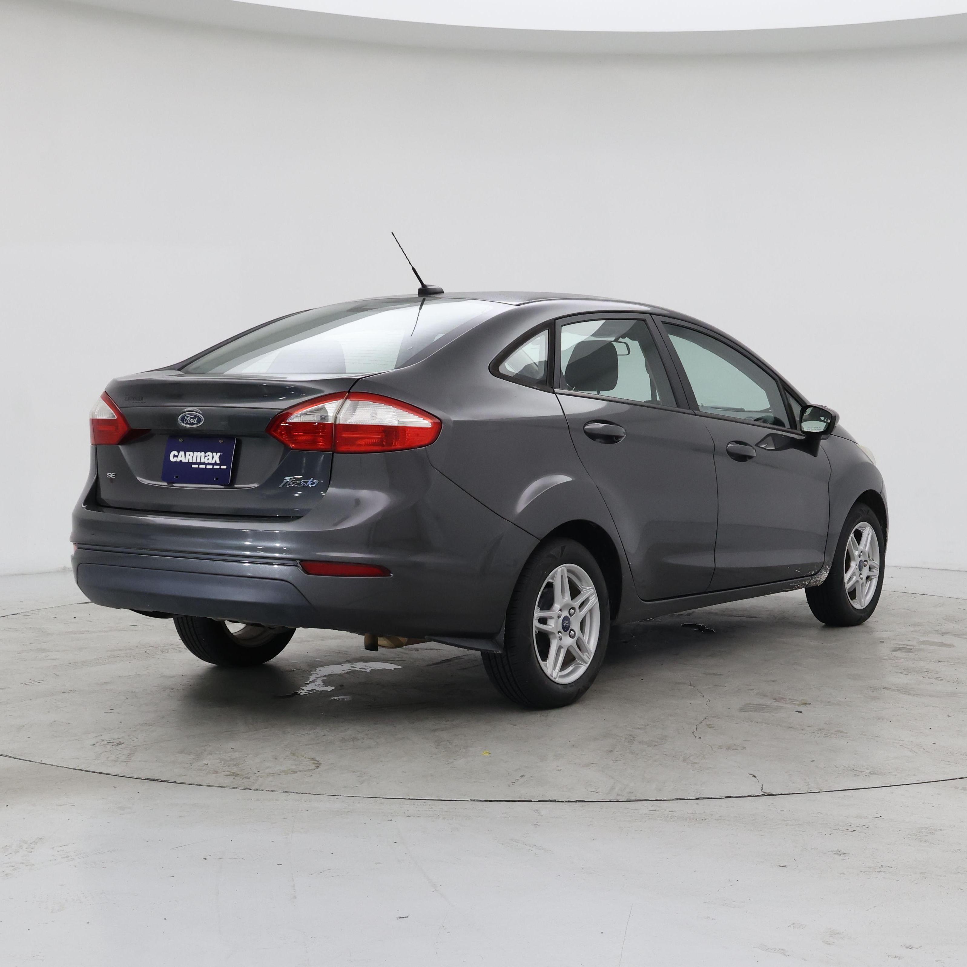 Thumbnail: 2017 Ford Fiesta - 8