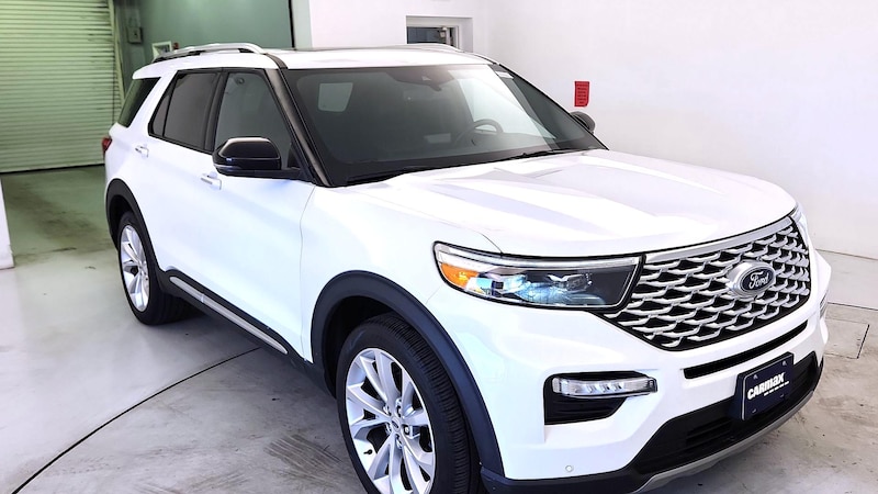 2022 Ford Explorer Platinum Hero Image