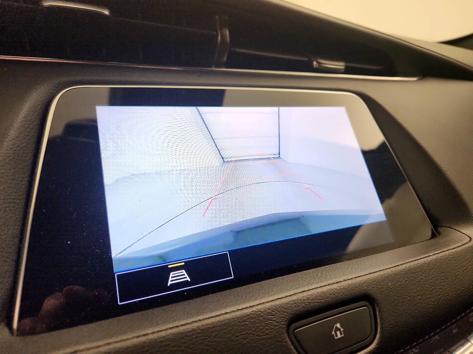 Thumbnail: 2023 Cadillac XT4 - 14