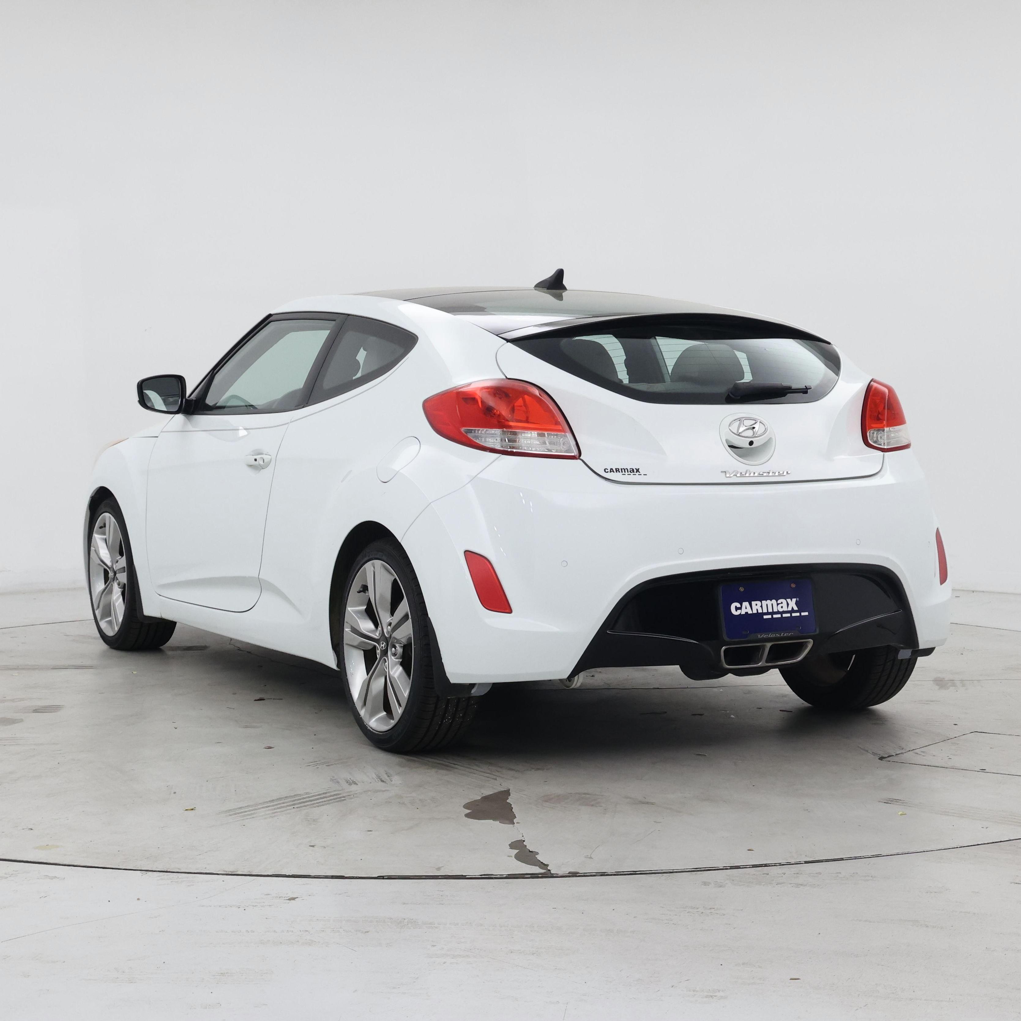 Thumbnail: 2013 Hyundai Veloster - 2