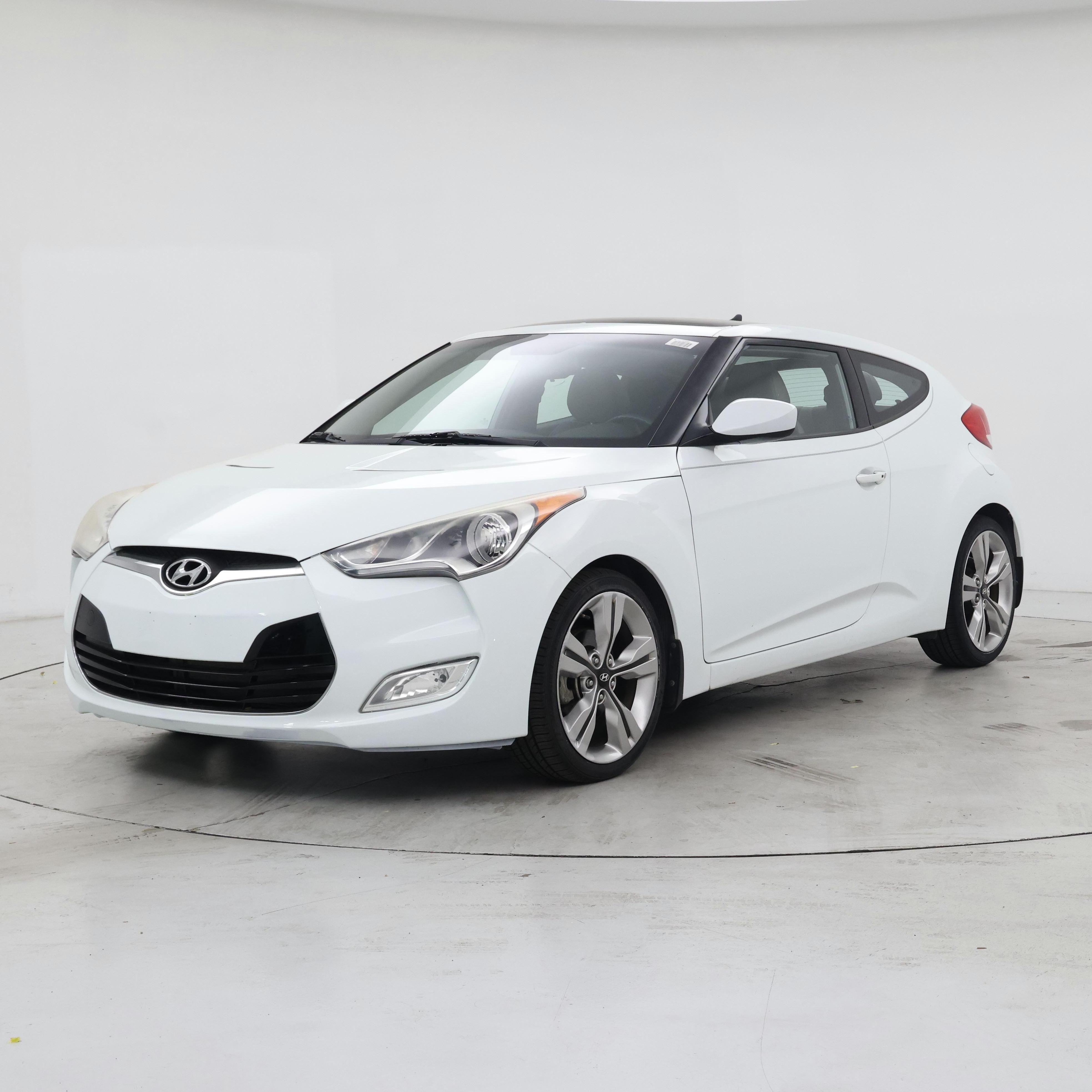 Thumbnail: 2013 Hyundai Veloster - 4