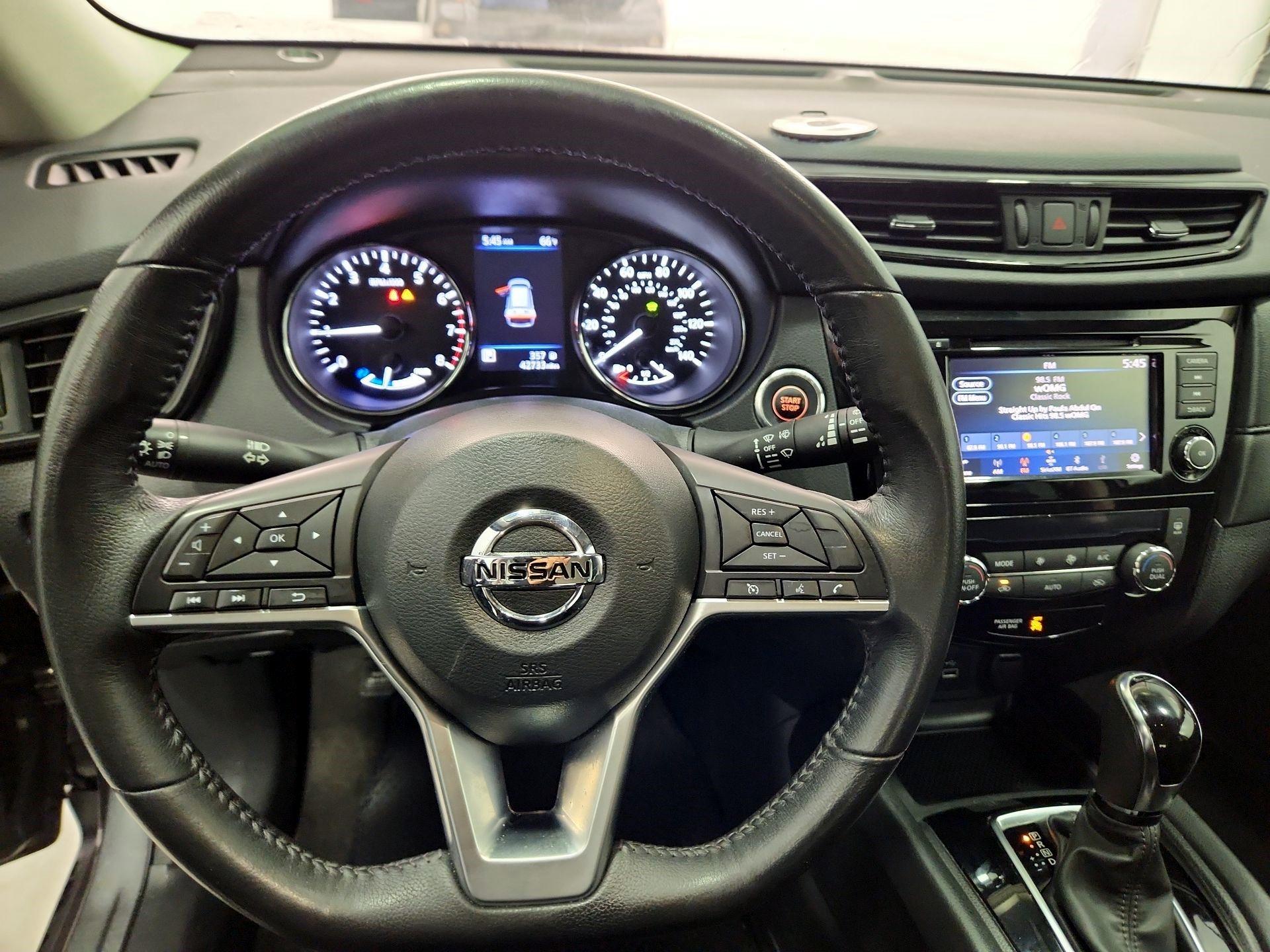 Thumbnail: 2018 Nissan Rogue - 10