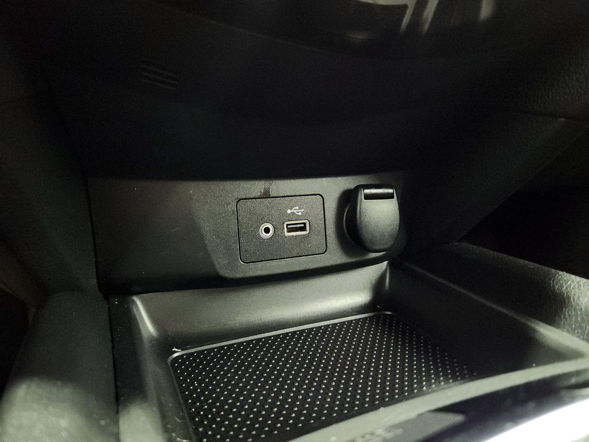 Thumbnail: 2018 Nissan Rogue - 18