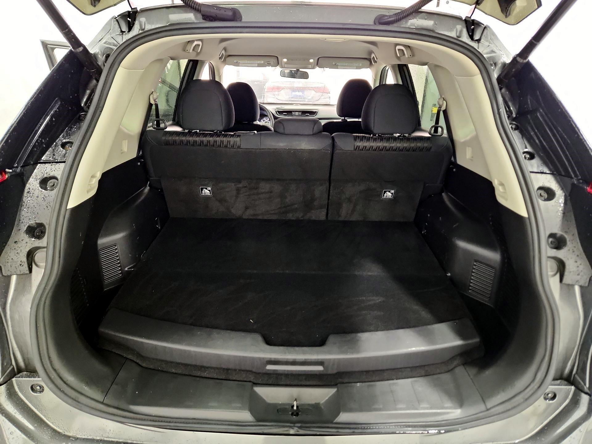 Thumbnail: 2018 Nissan Rogue - 20