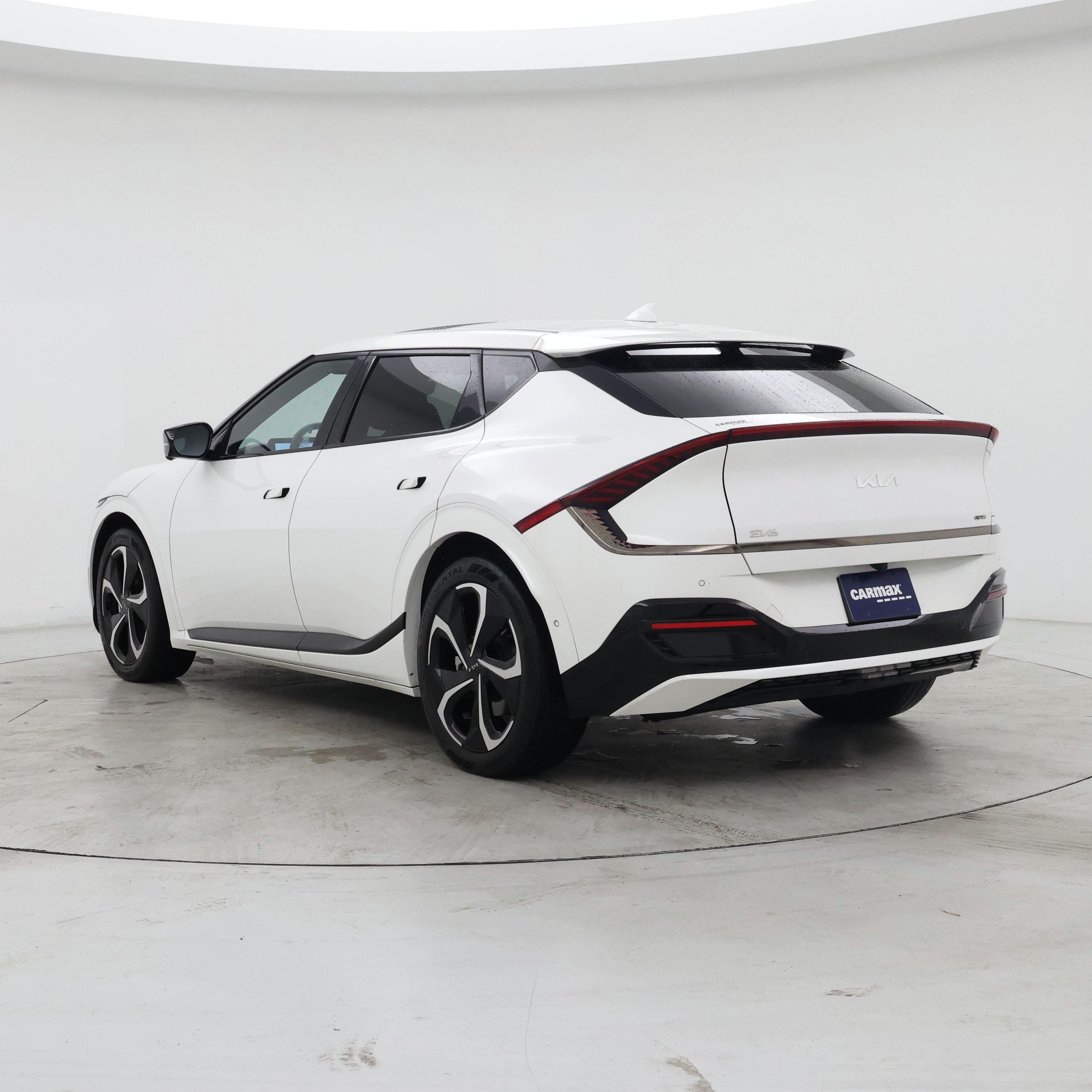 Thumbnail: 2023 Kia EV6 - 2