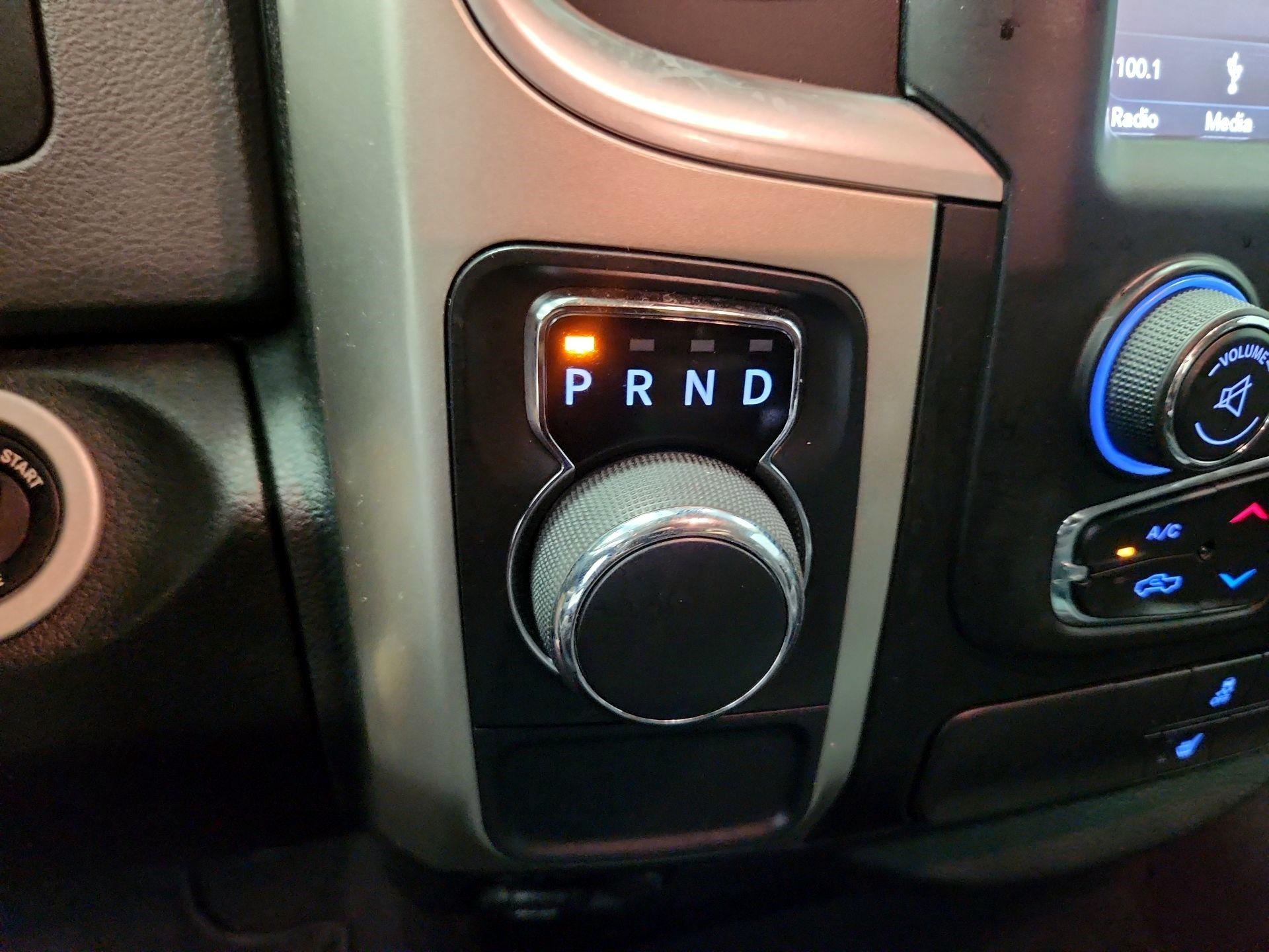 Thumbnail: 2019 RAM 1500 Classic - 17