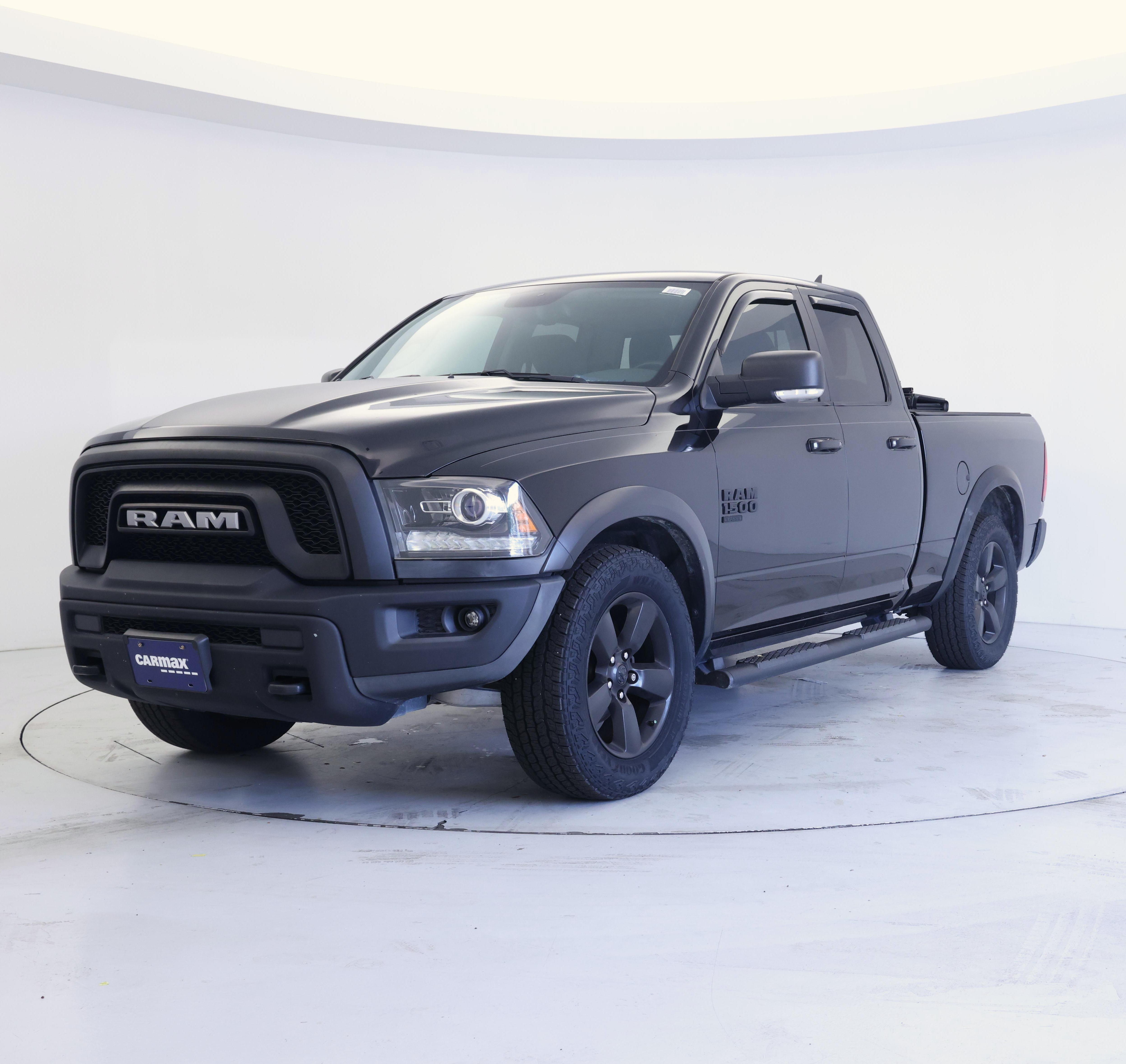 Thumbnail: 2019 RAM 1500 Classic - 4