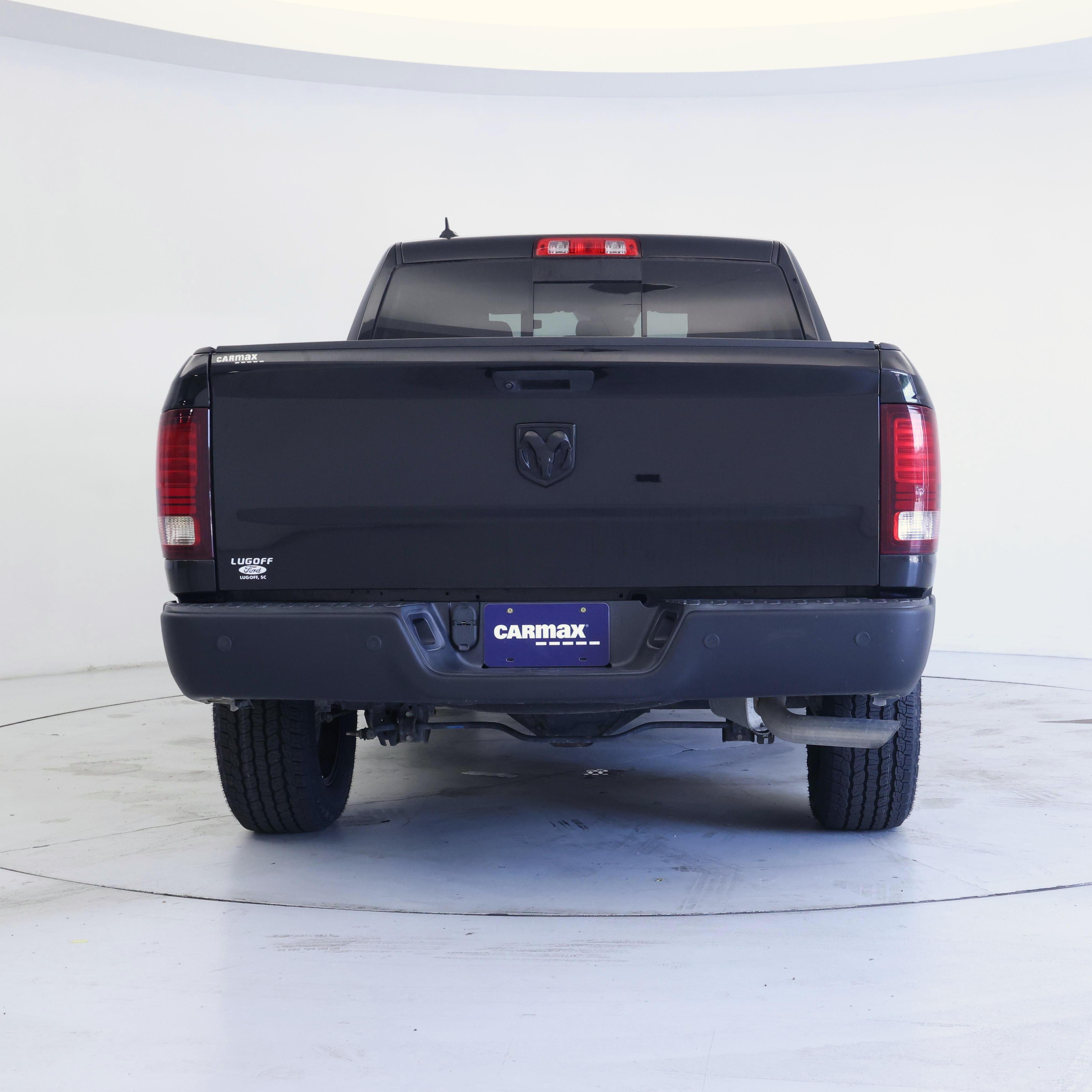 Thumbnail: 2019 RAM 1500 Classic - 6