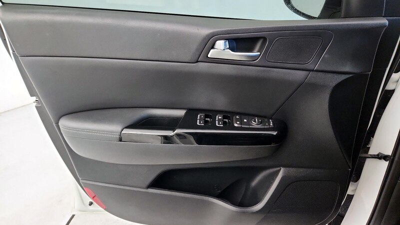 2020 Kia Sportage S 10