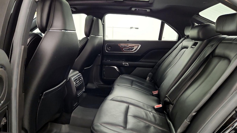 2017 Lincoln Continental Reserve 20