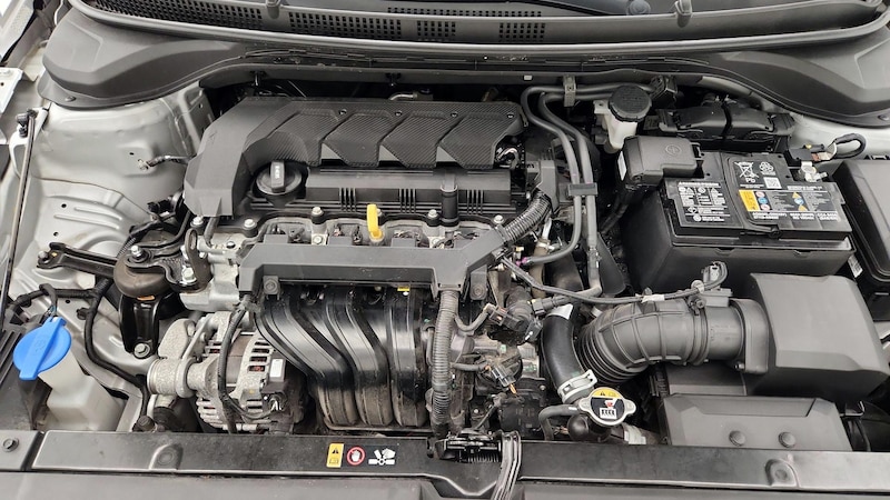 2022 Hyundai Accent SE 21