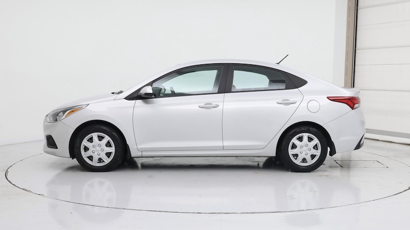 2022 Hyundai Accent SE 3